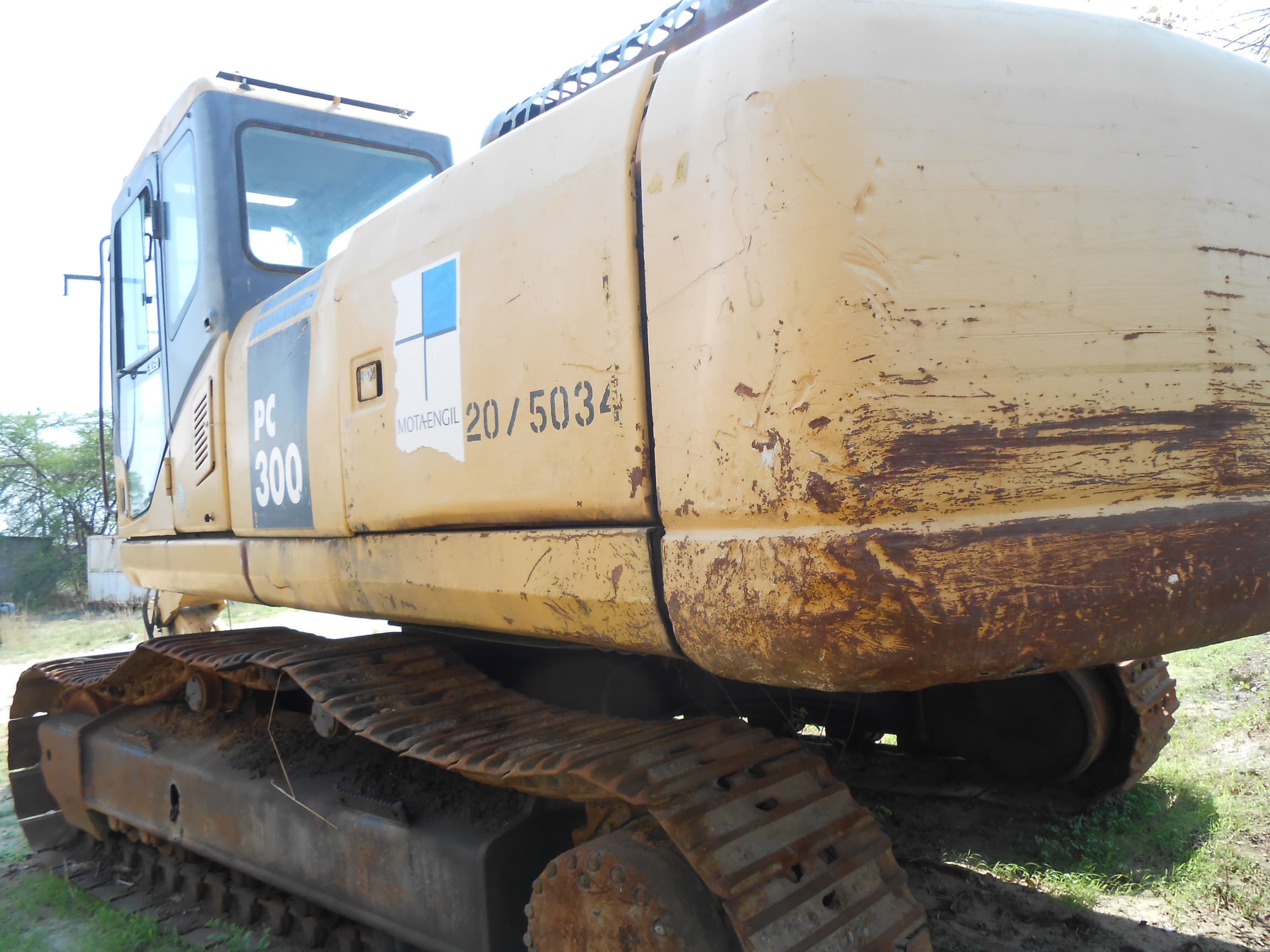 Excavator 30t — image 2