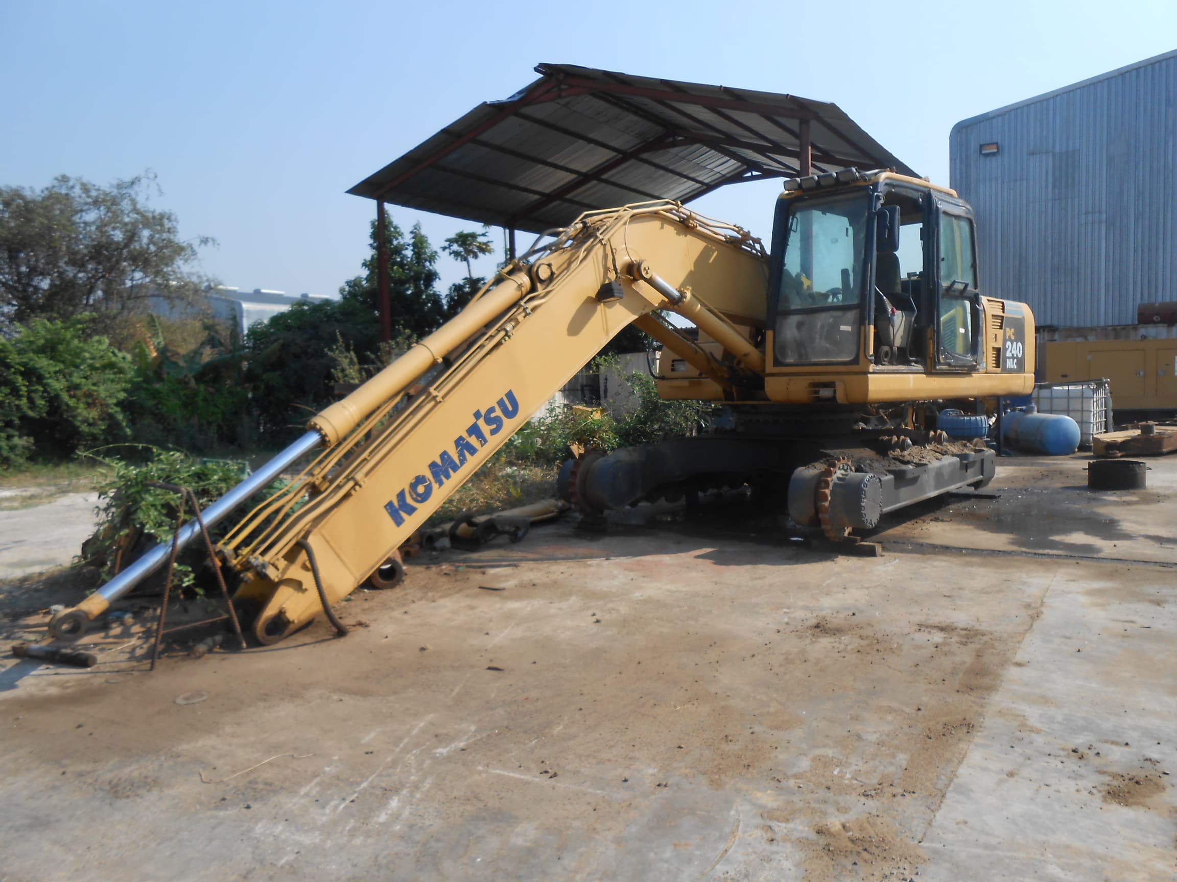 Excavator 25t