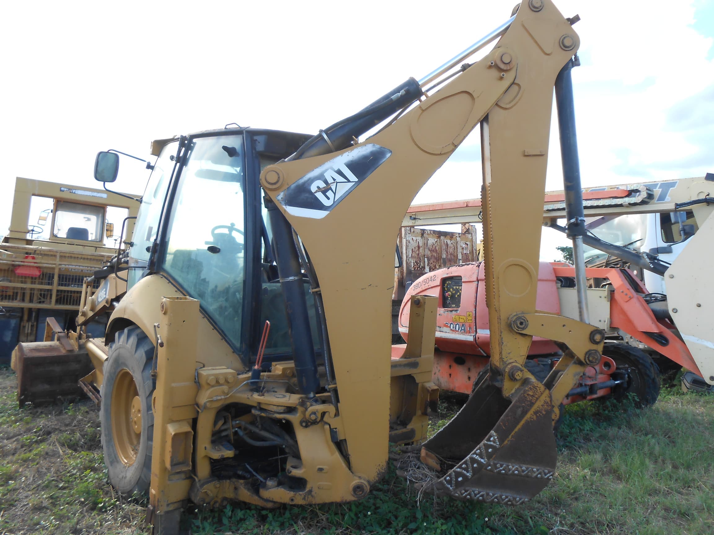 Backhoe Loader 11t — image 4