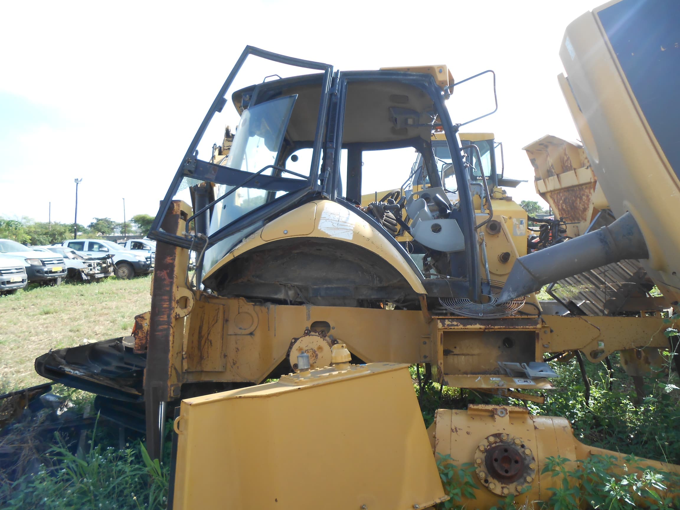 Backhoe Loader 11t — image 2