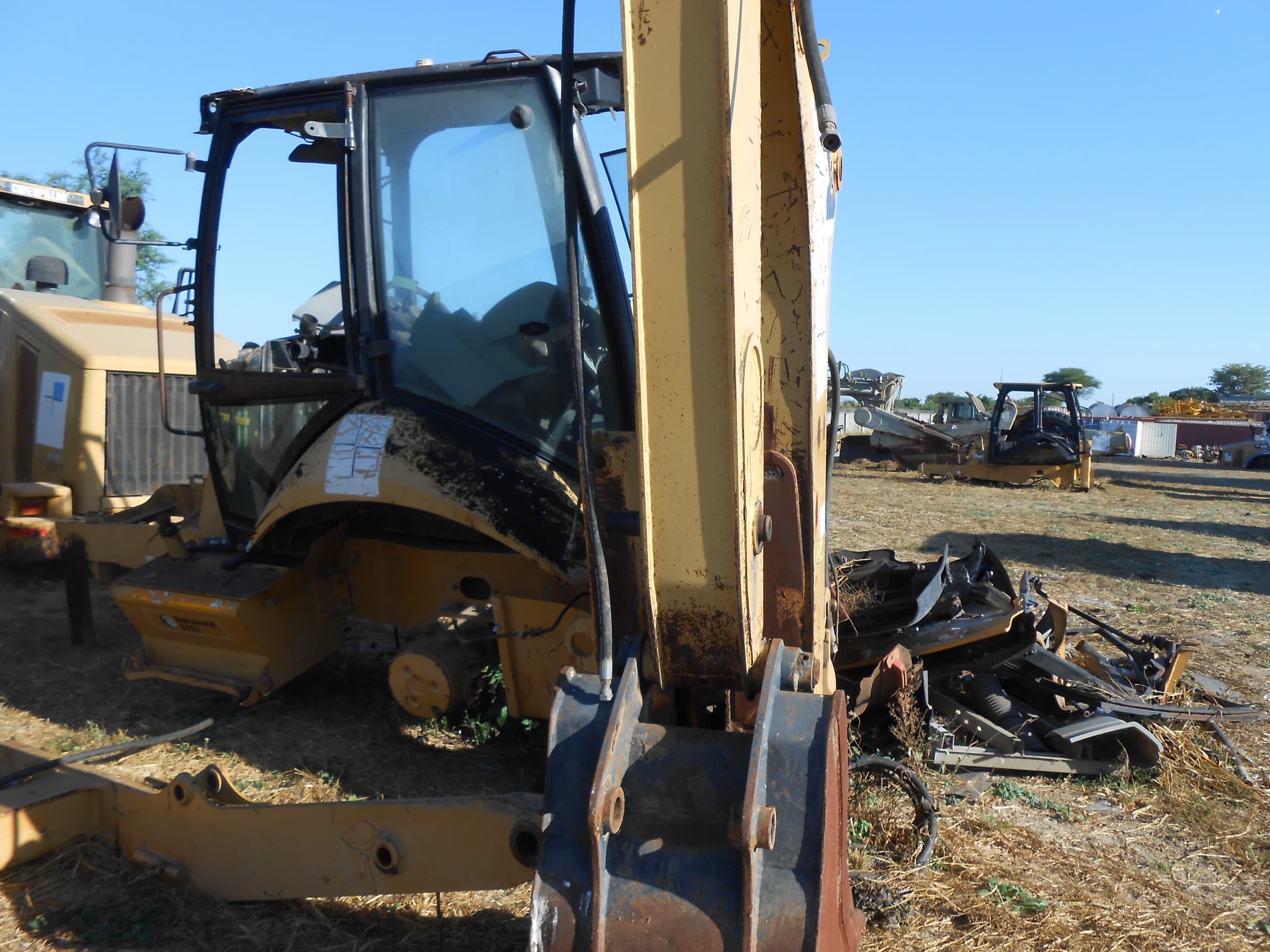 Backhoe Loader 11t — image 4