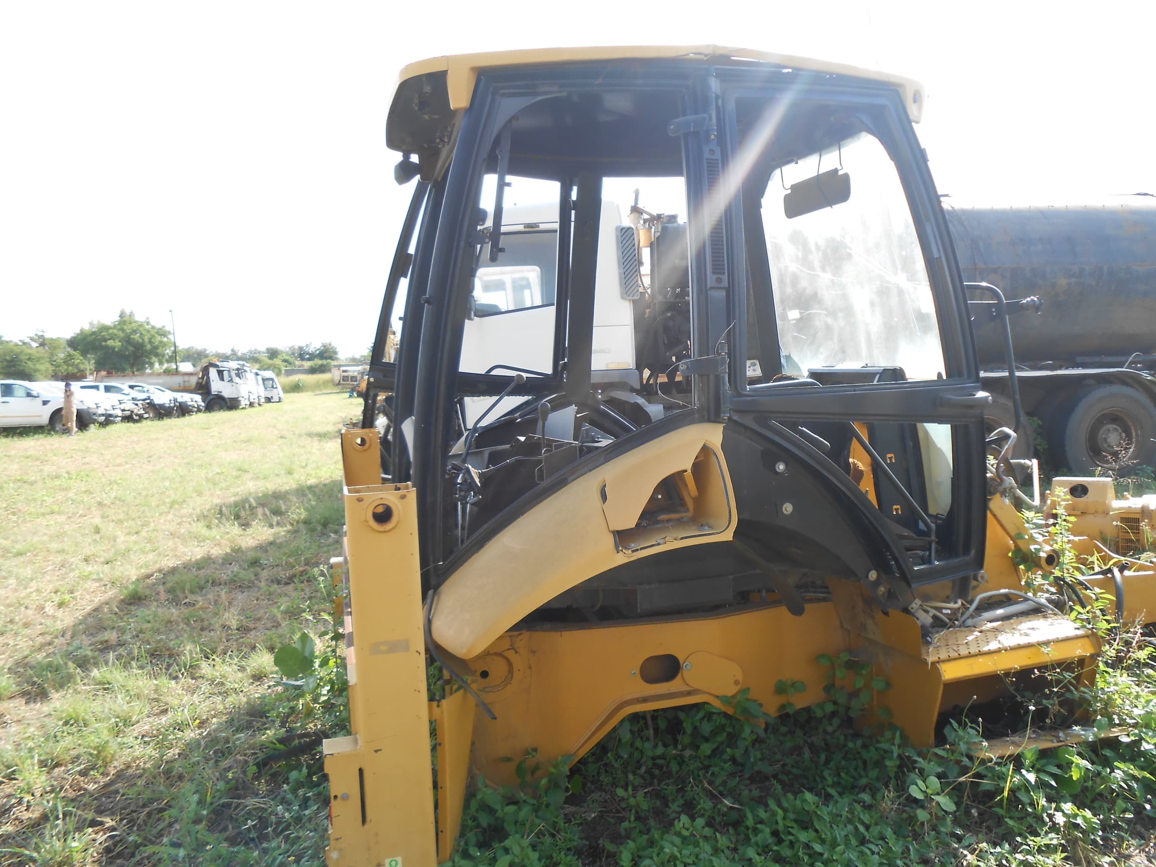 Backhoe Loader 11t — imagem 3