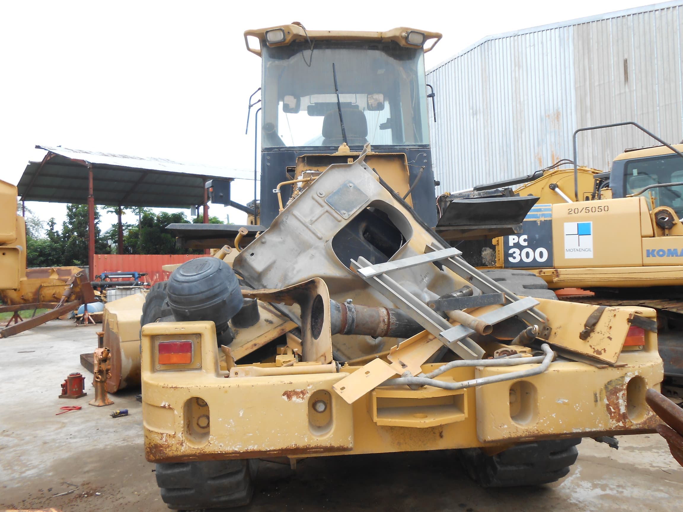 Front Loader 15t — image 2