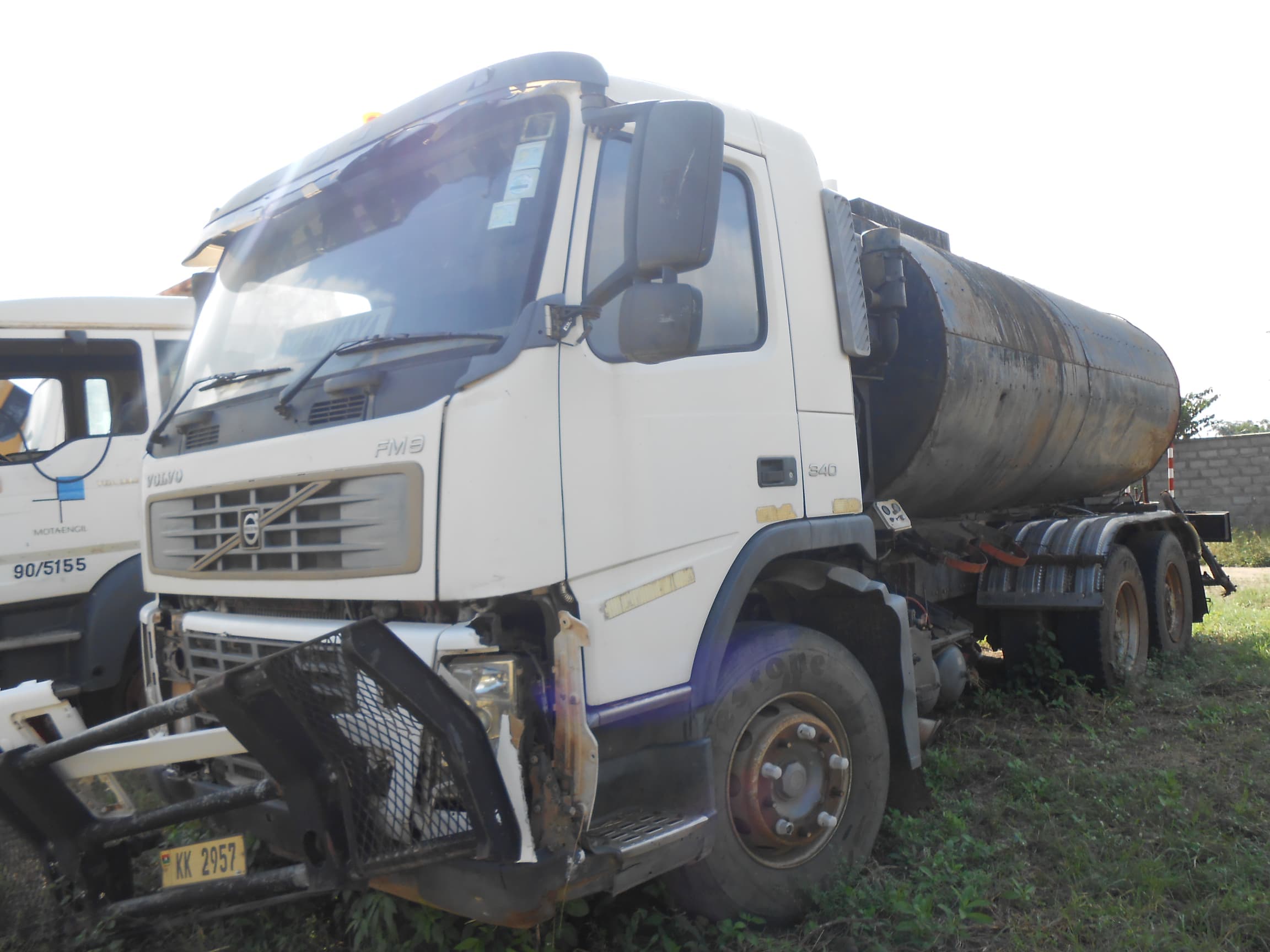 Bitumen Distributor 8.000l