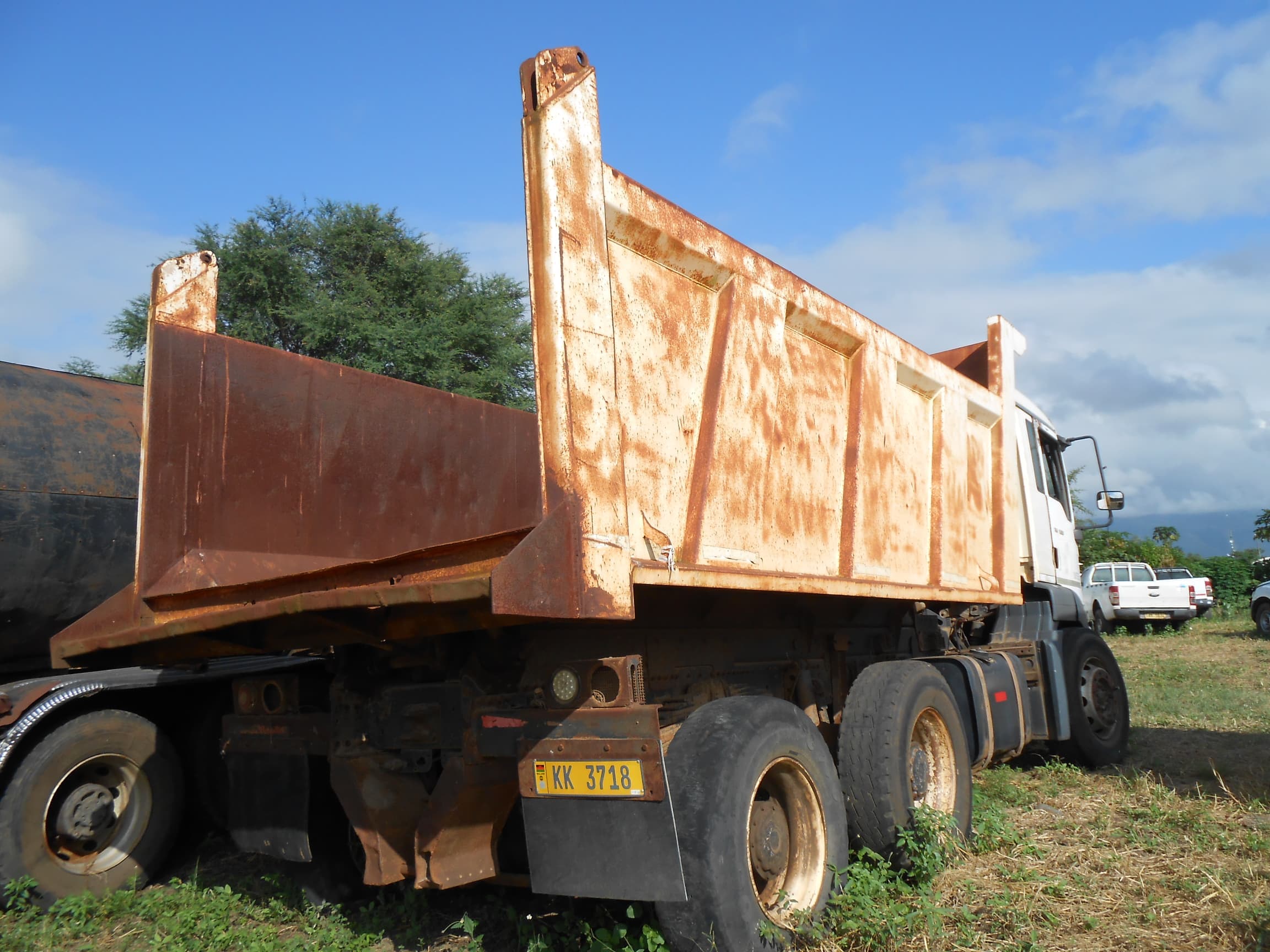 Tipper Truck 26t (6X4) — imagem 3
