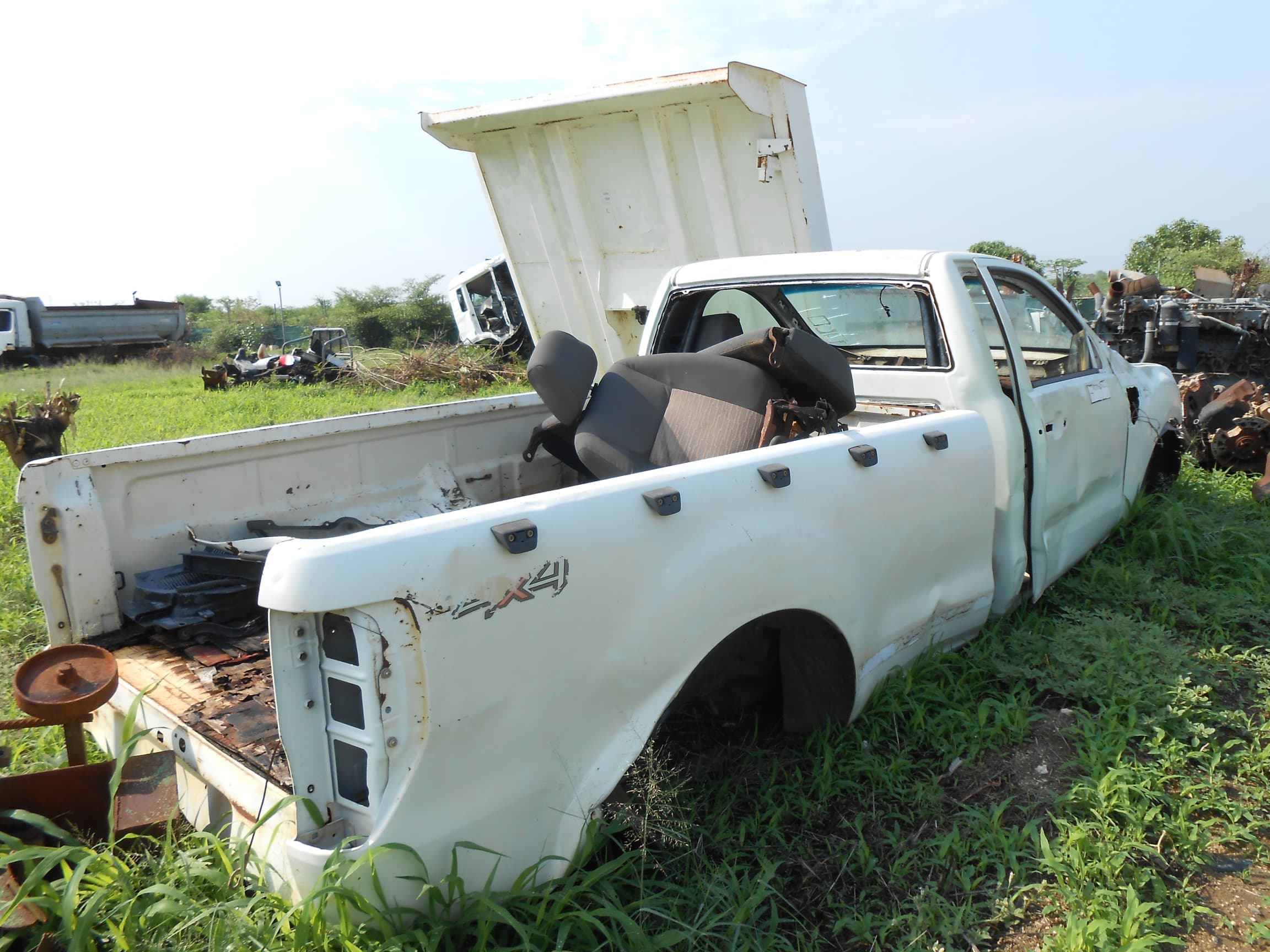 Pickup S/Cab 4x4 — image 3