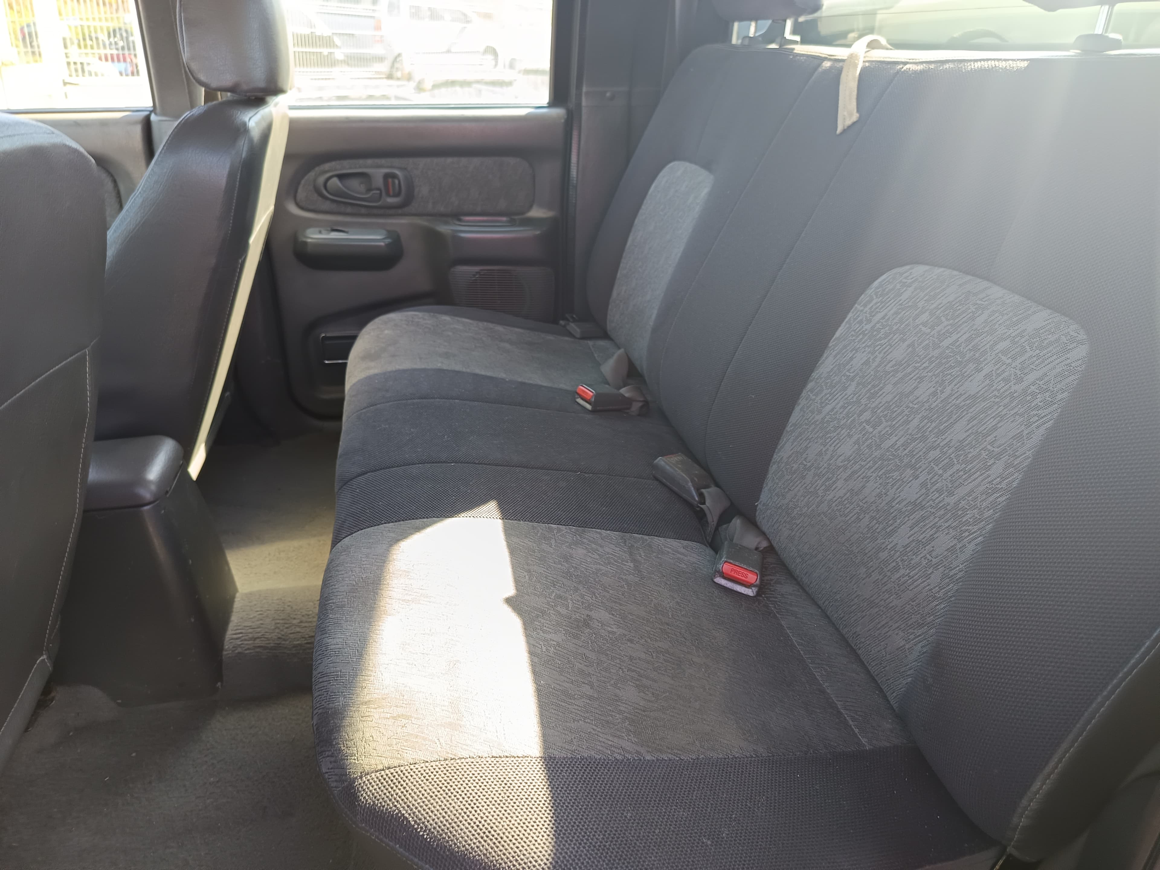 Mitsubishi L200 2.5 TDi 4WD · Ano 1997 — image 29