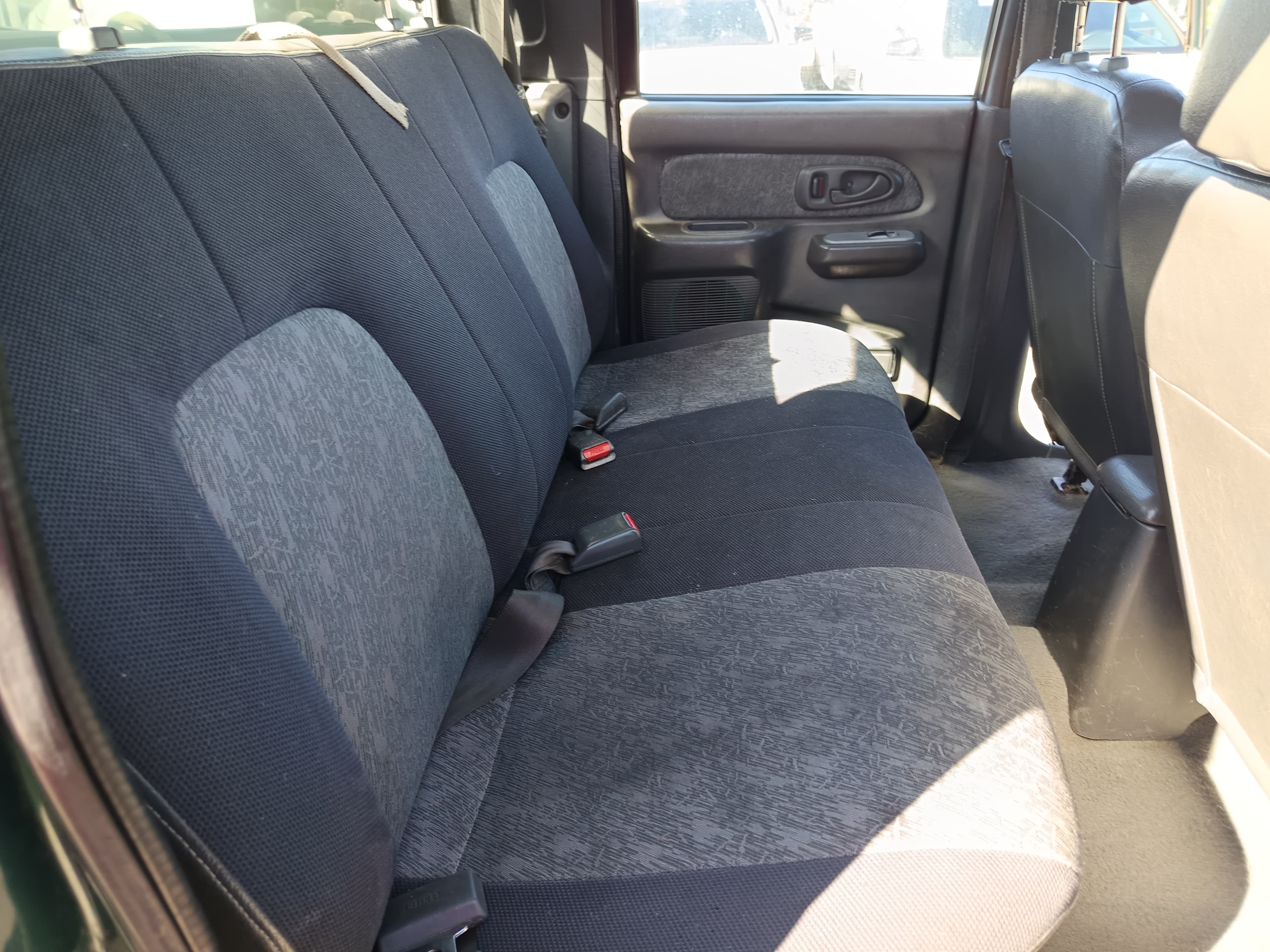 Mitsubishi L200 2.5 TDi 4WD · Ano 1997 — image 22