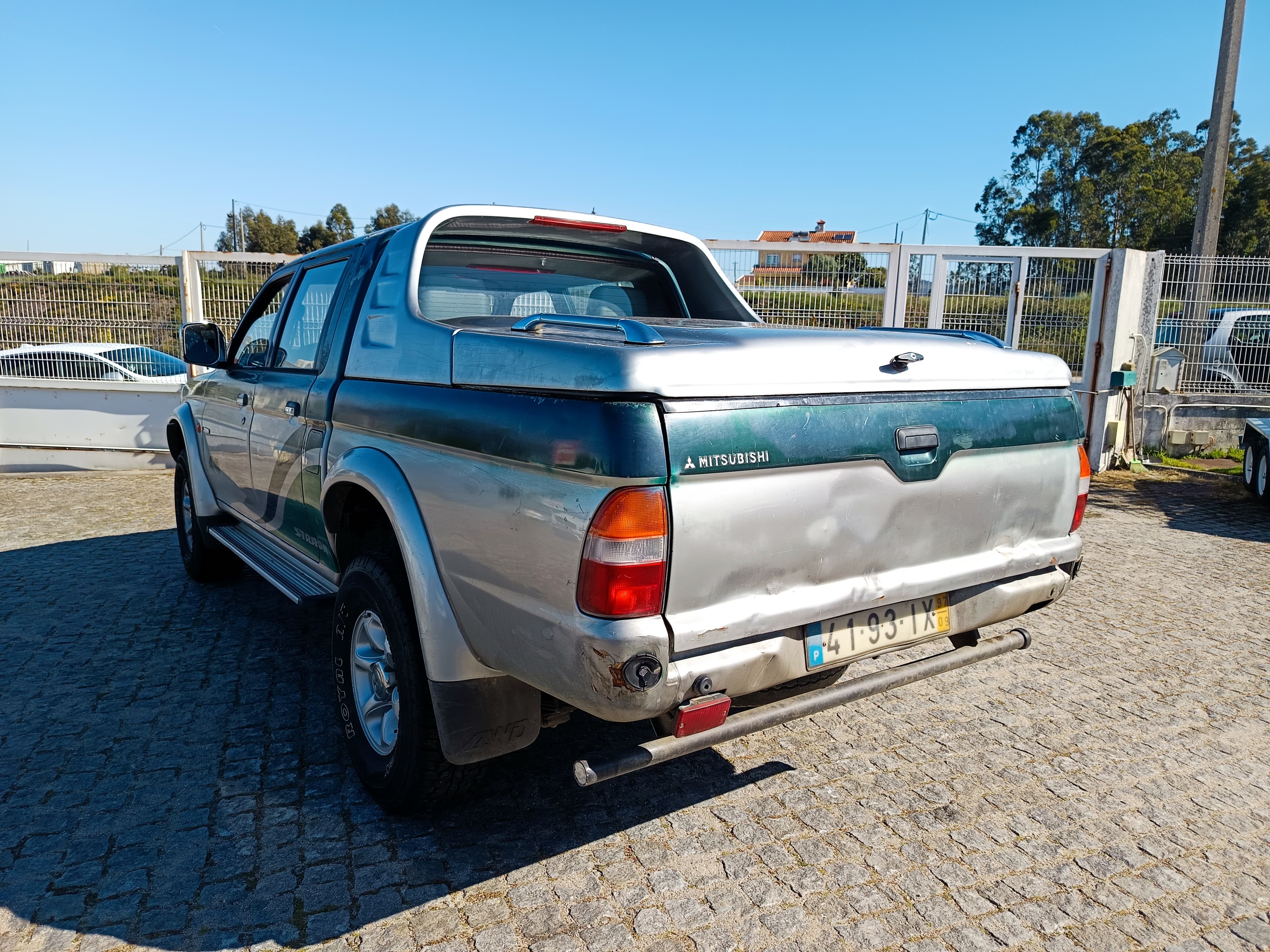 Mitsubishi L200 2.5 TDi 4WD · Ano 1997 — image 6