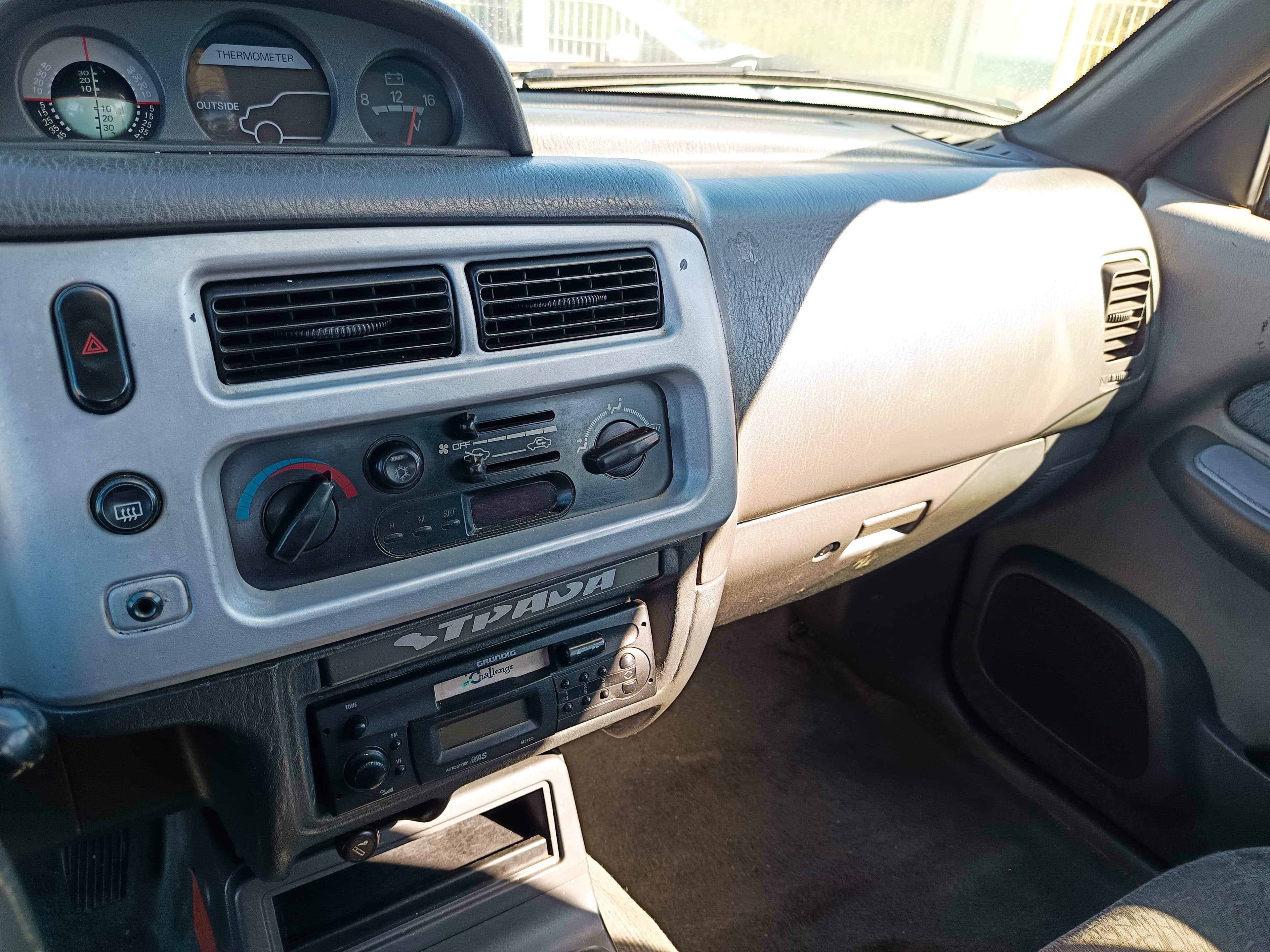 Mitsubishi L200 2.5 TDi 4WD · Ano 1997 — image 36