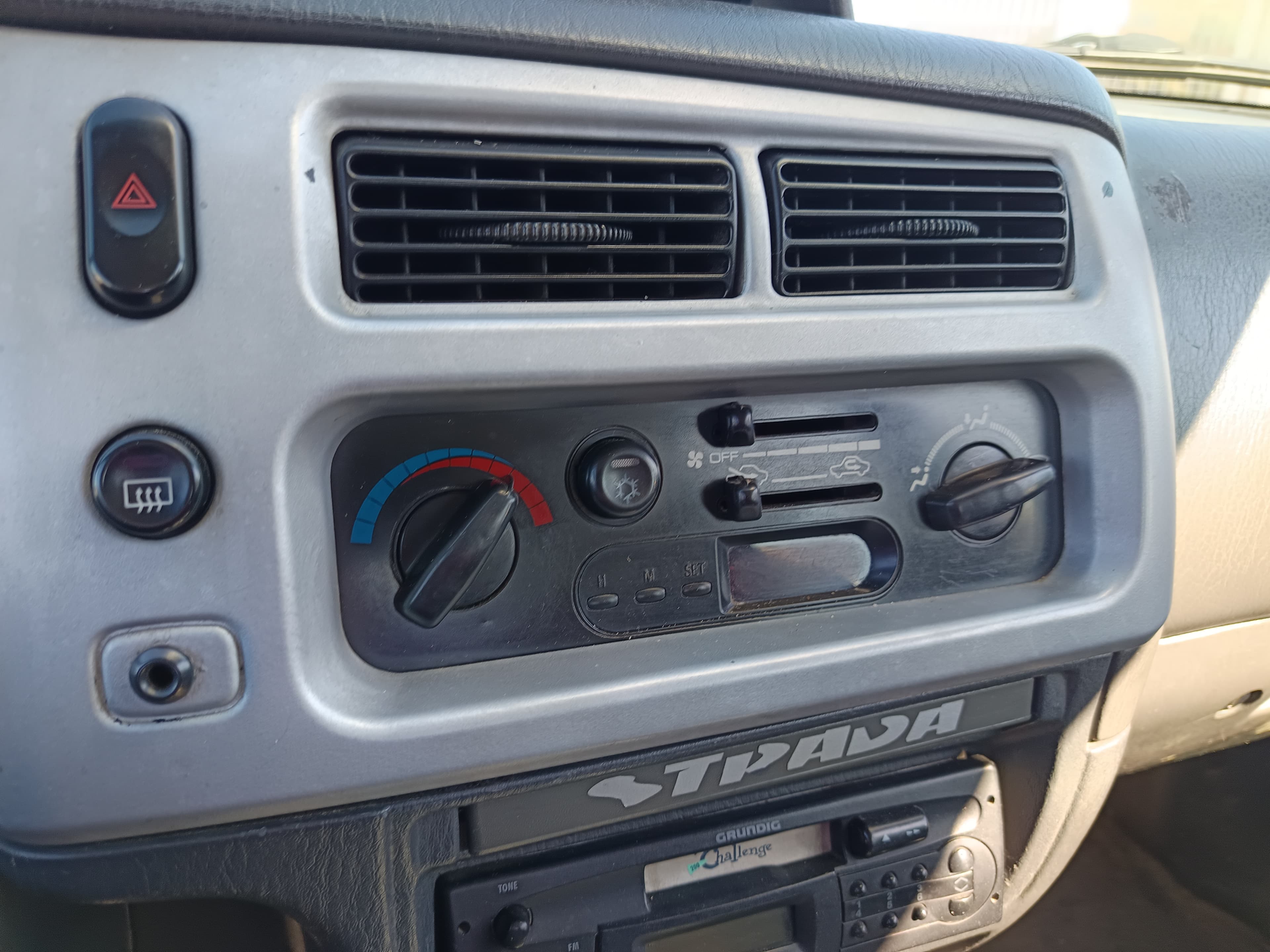 Mitsubishi L200 2.5 TDi 4WD · Ano 1997 — image 43