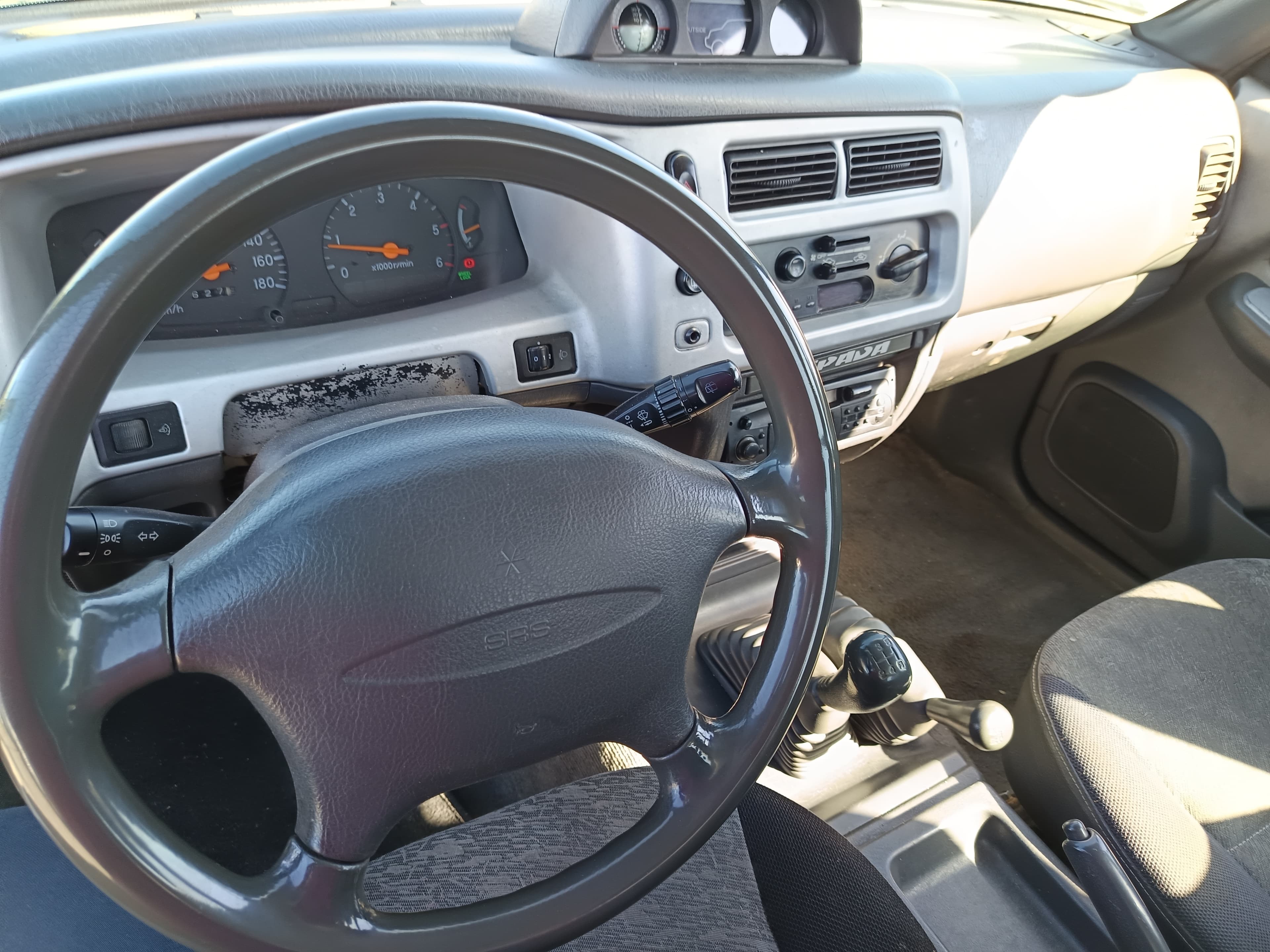Mitsubishi L200 2.5 TDi 4WD · Ano 1997 — image 35