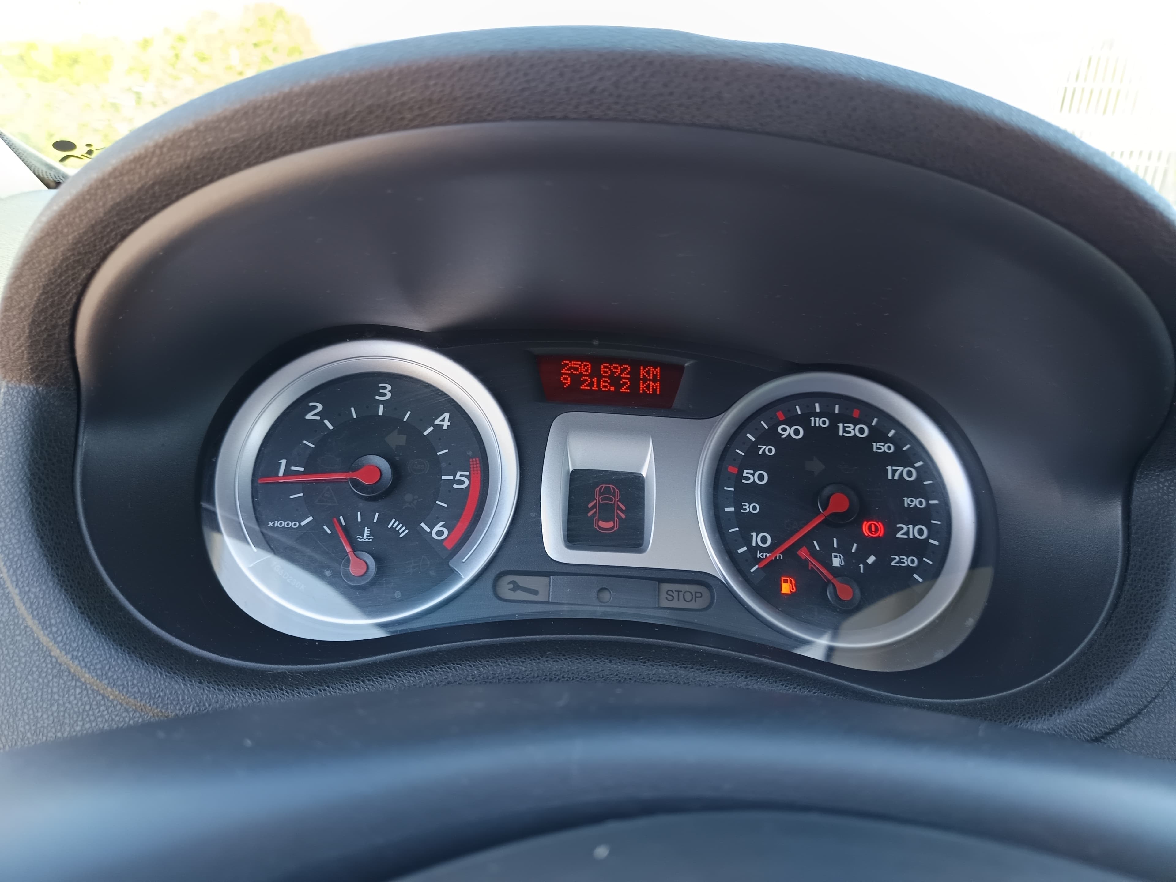Renault Clio 1.5 dCi · Ano 2008 — imagem 41