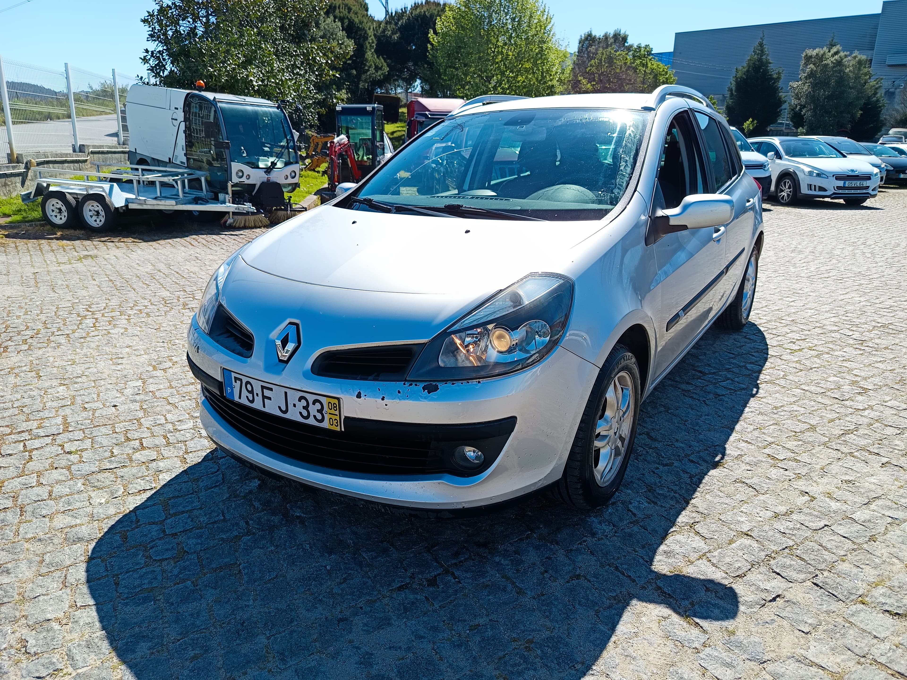 Renault Clio 1.5 dCi · Ano 2008 — imagem 1