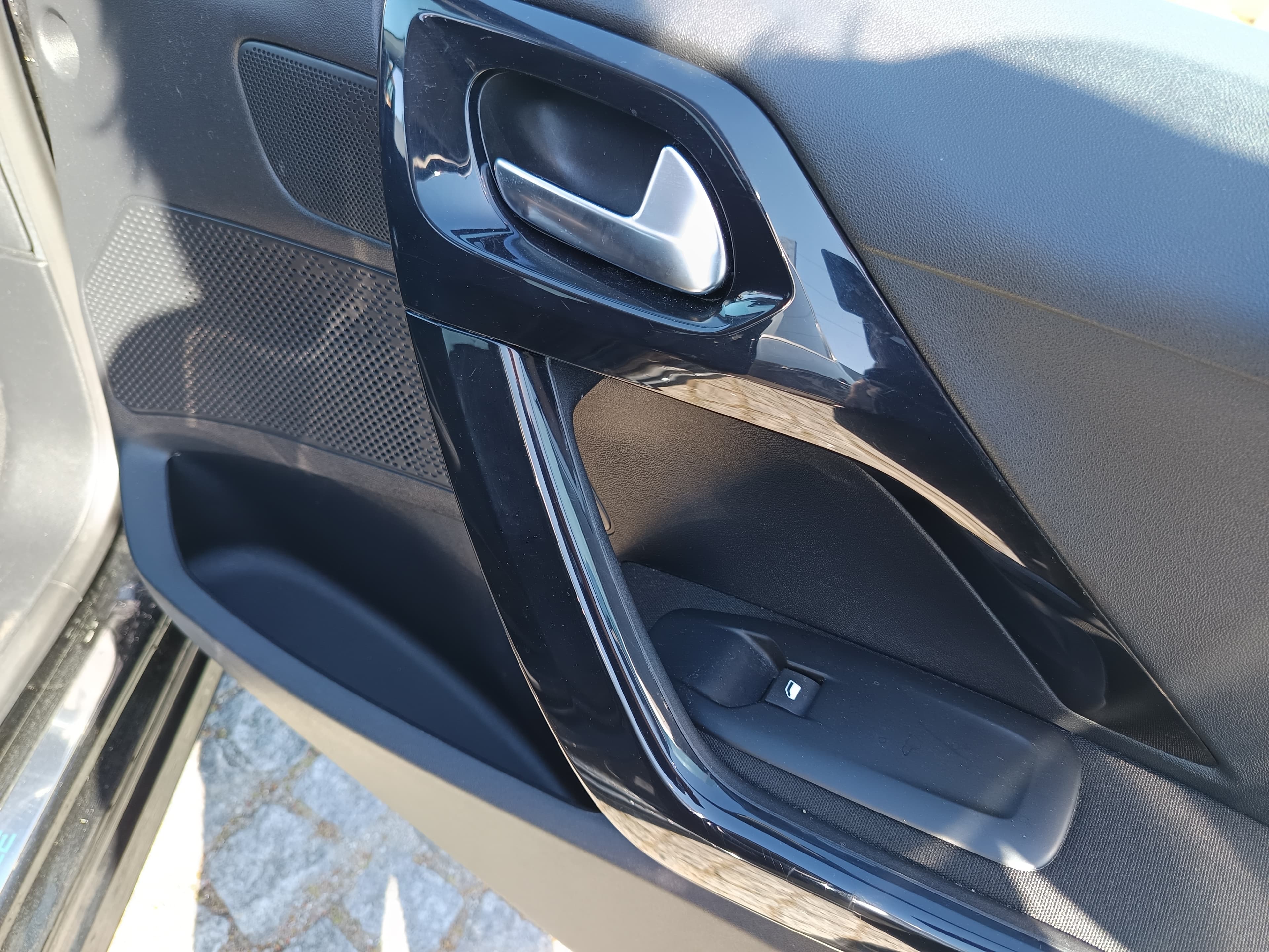 Peugeot 208 1.6 HDi · Ano 2018 — imagem 27