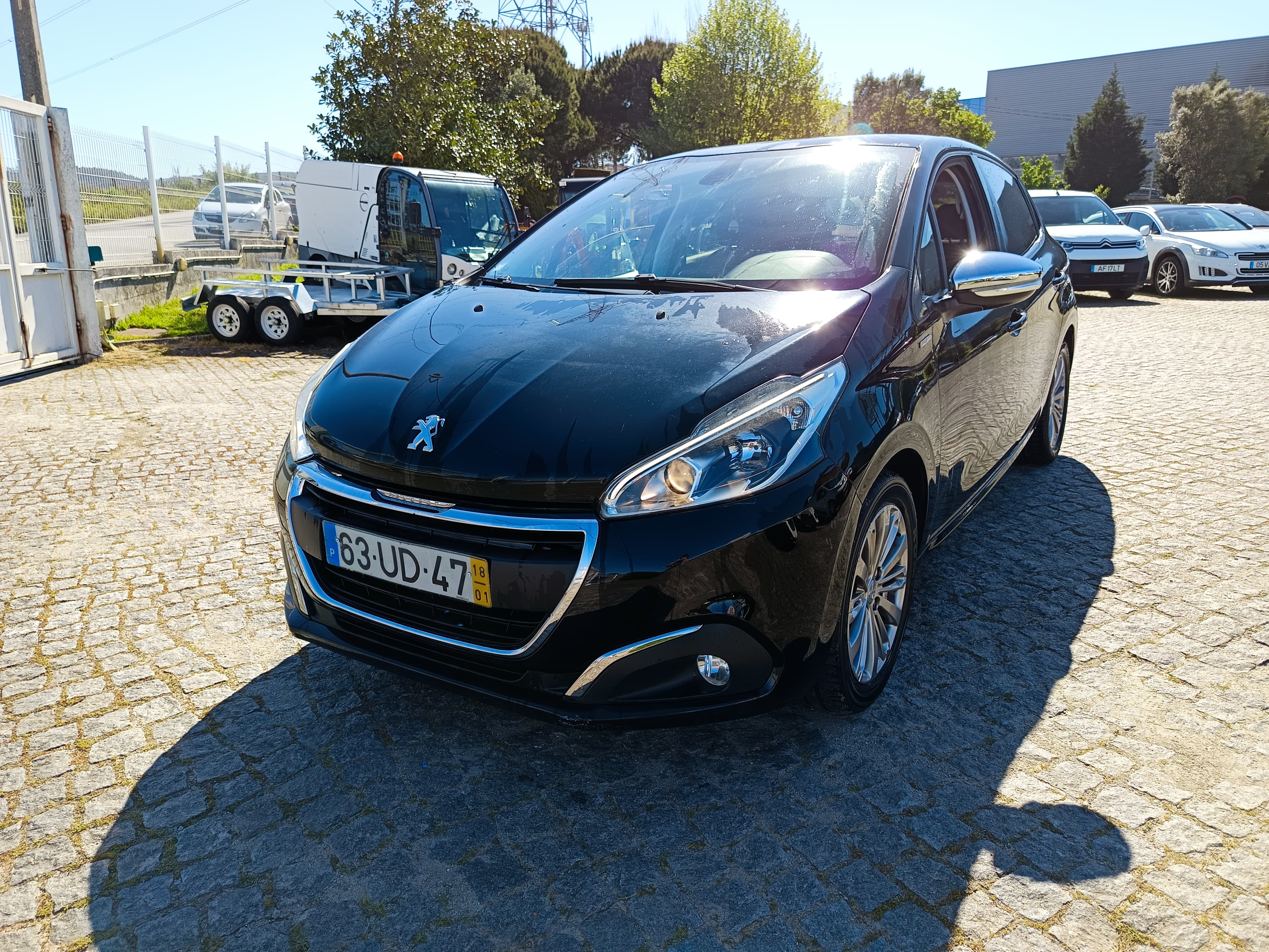 Peugeot 208 1.6 HDi · Ano 2018 — imagem 1