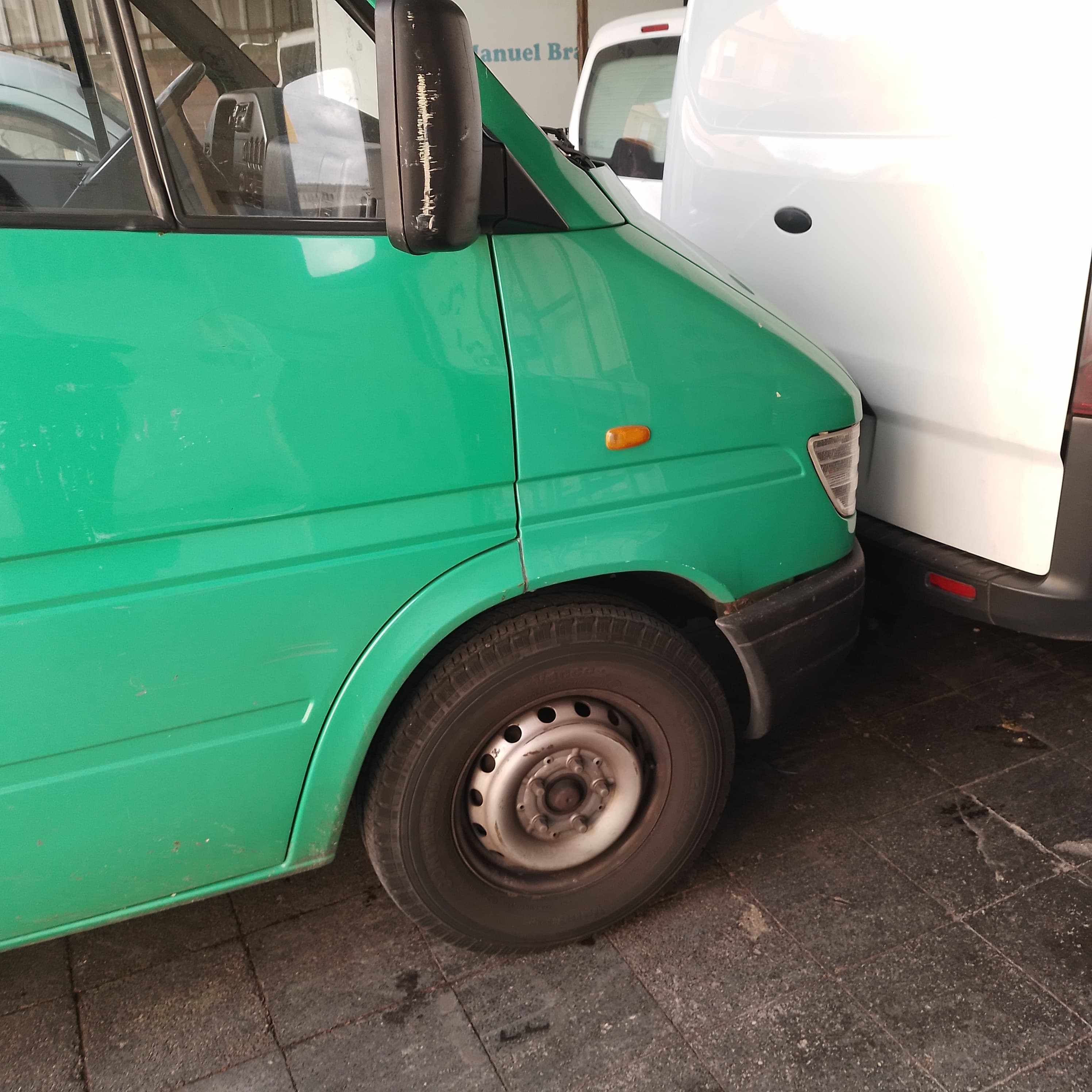 Mercedes-Benz 312D · Ano 1995 — image 3