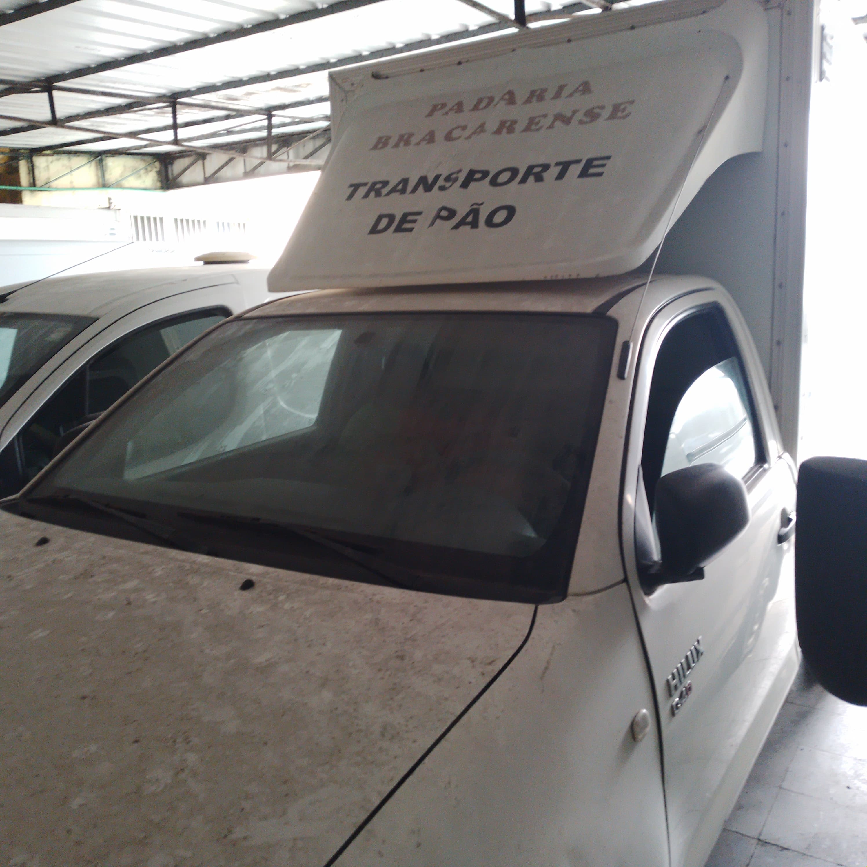Toyota Hilux · Ano 2006 — imagem 3