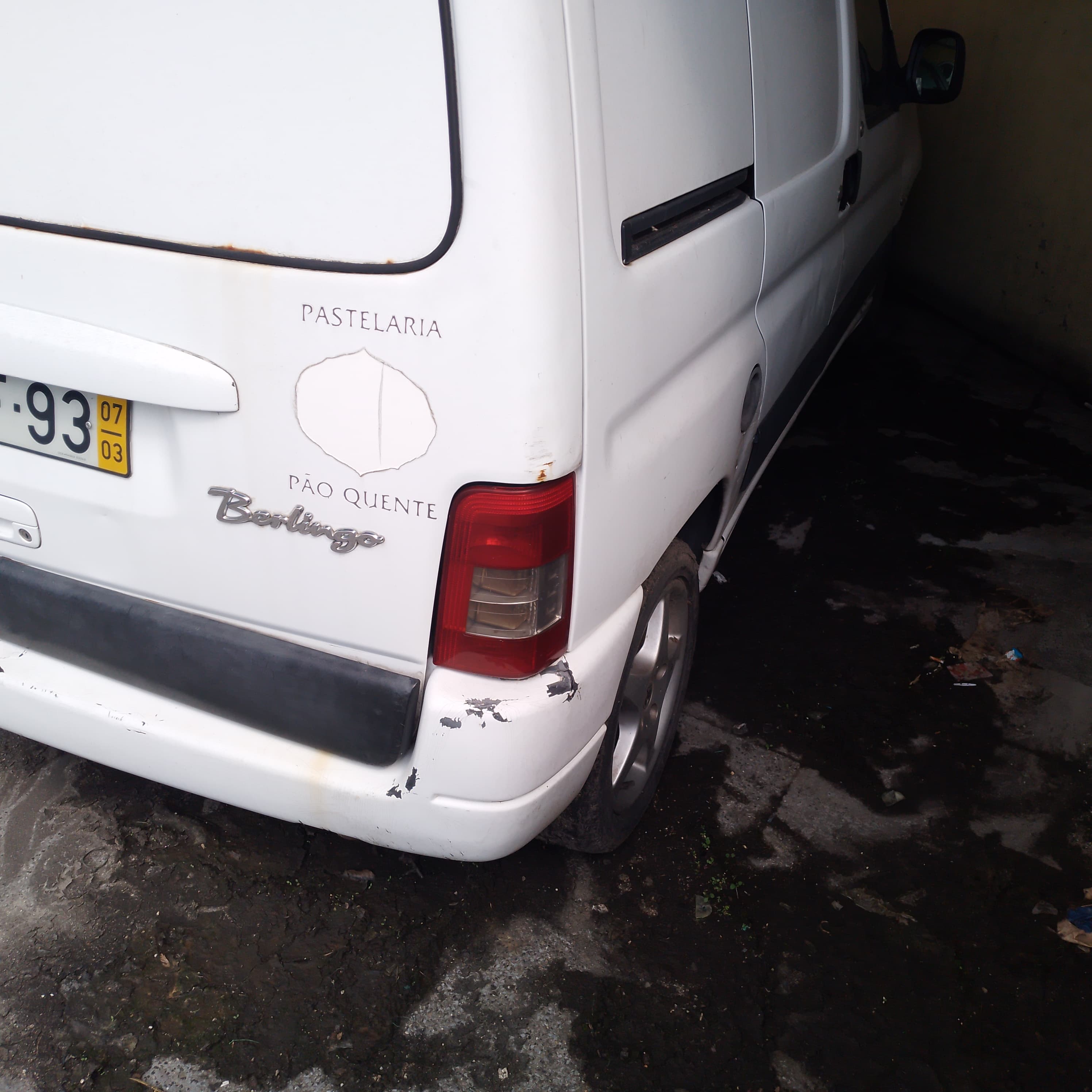 Citroën Berlingo · Ano 2007 — image 5
