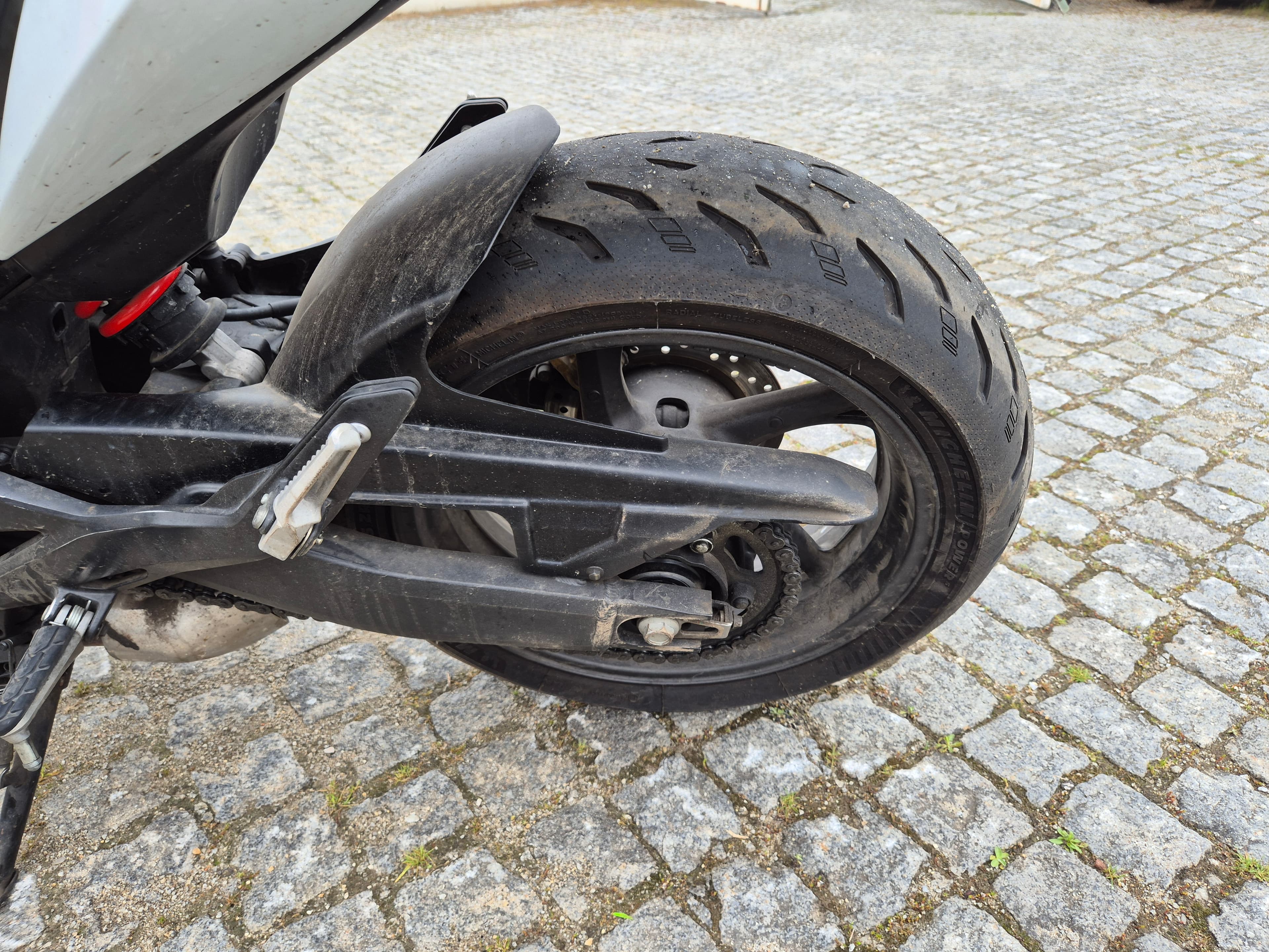 Honda CBR 600F 2011 · Ano 2012 — imagem 7