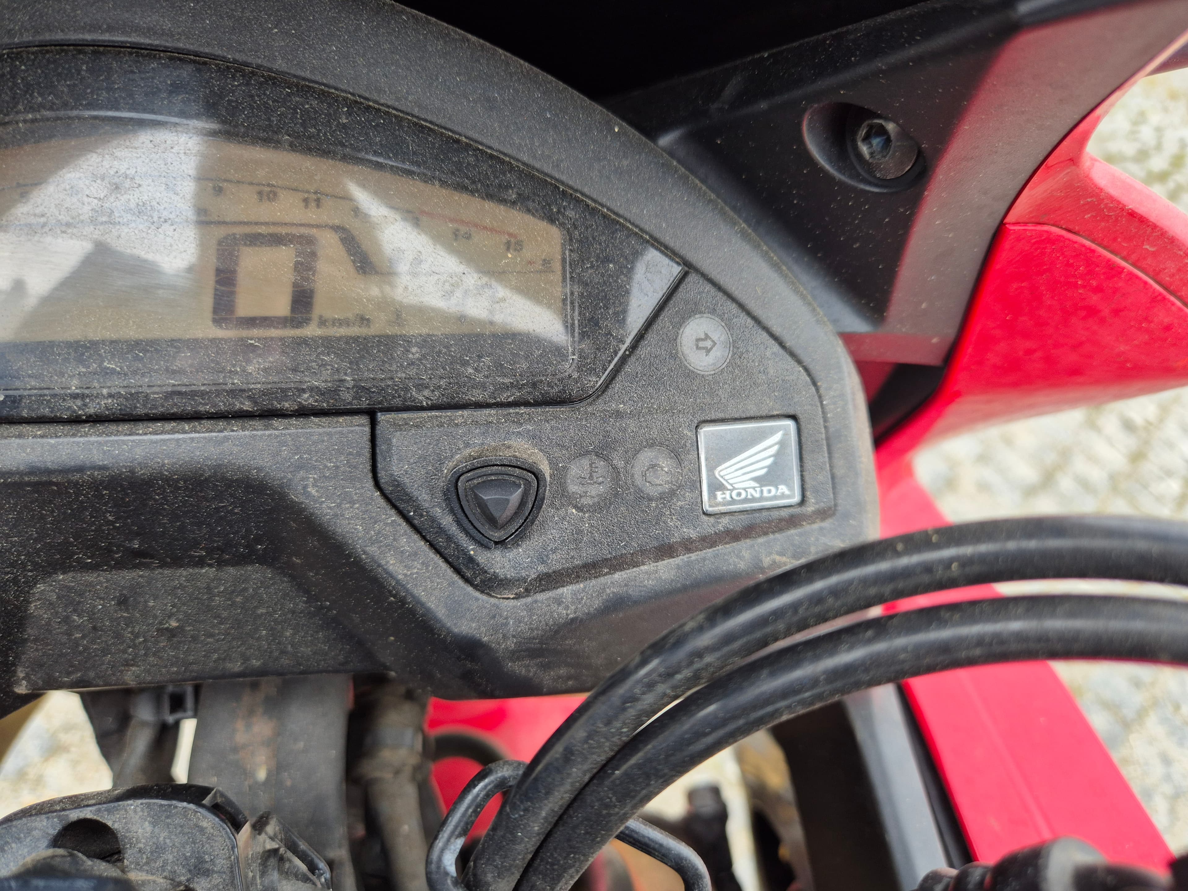 Honda CBR 600F 2011 · Ano 2012 — imagem 13