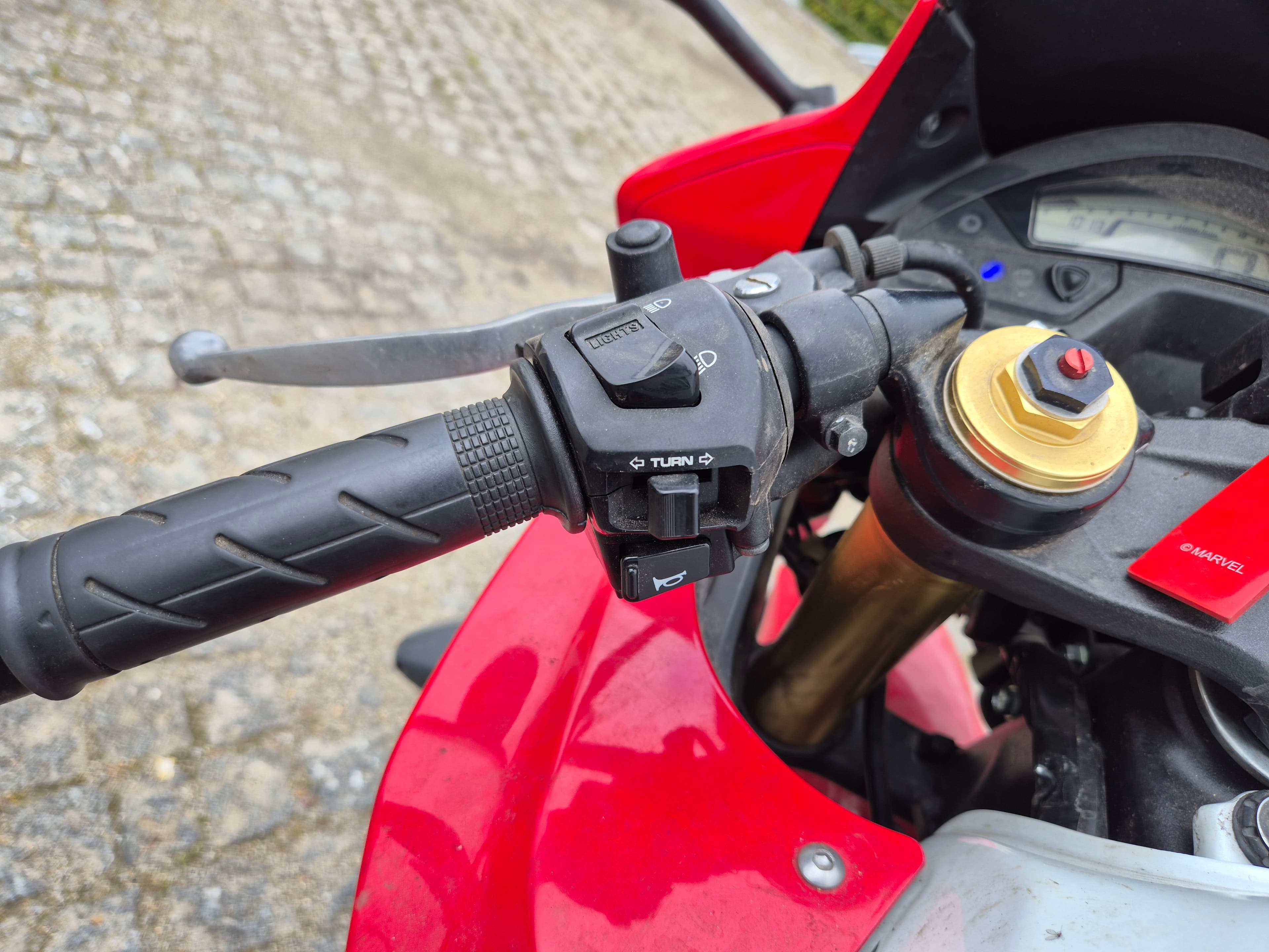 Honda CBR 600F 2011 · Ano 2012 — imagem 14