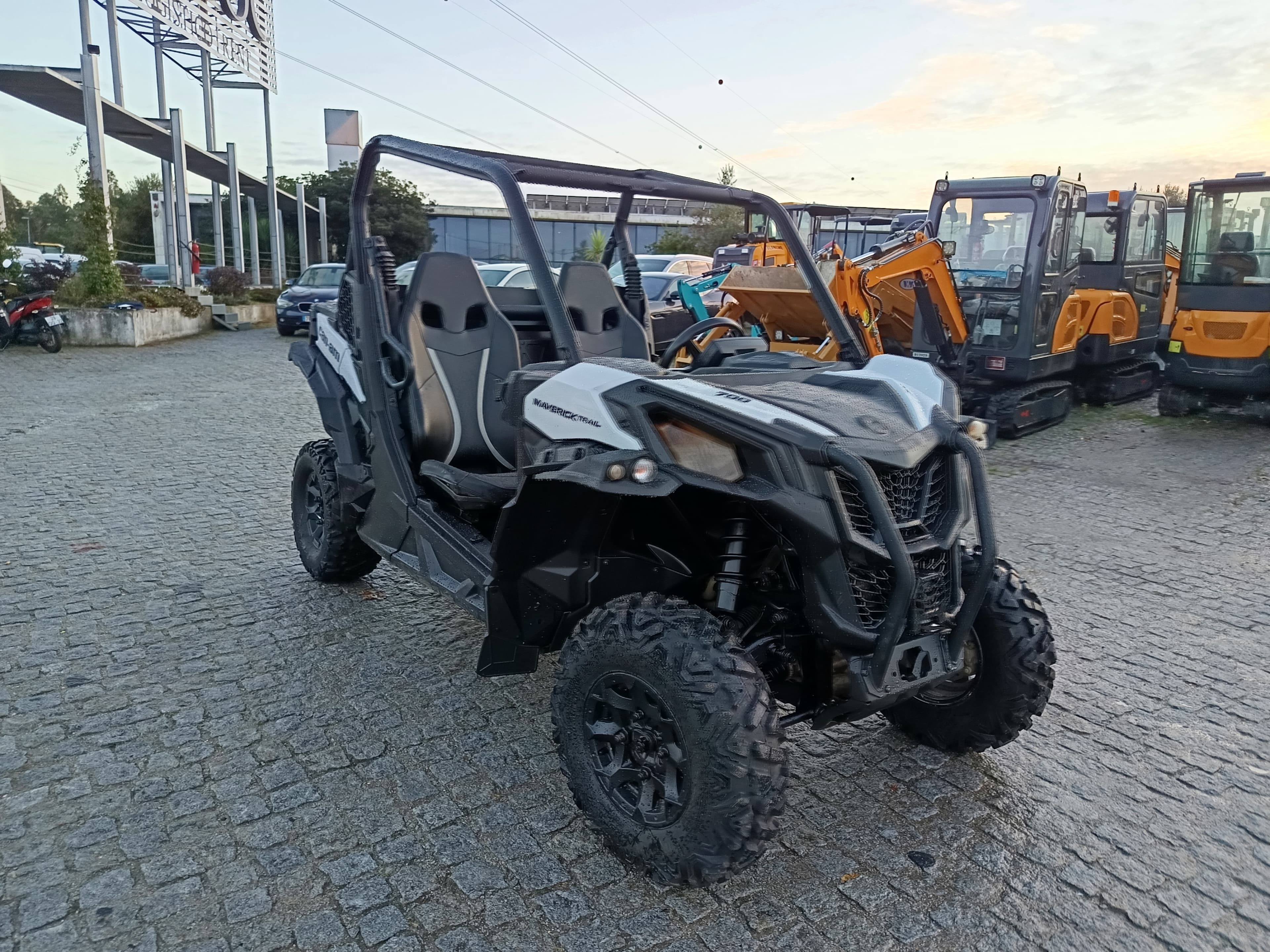 Buggy Can-Am Maverick Trail · Ano 2022 — imagem 3