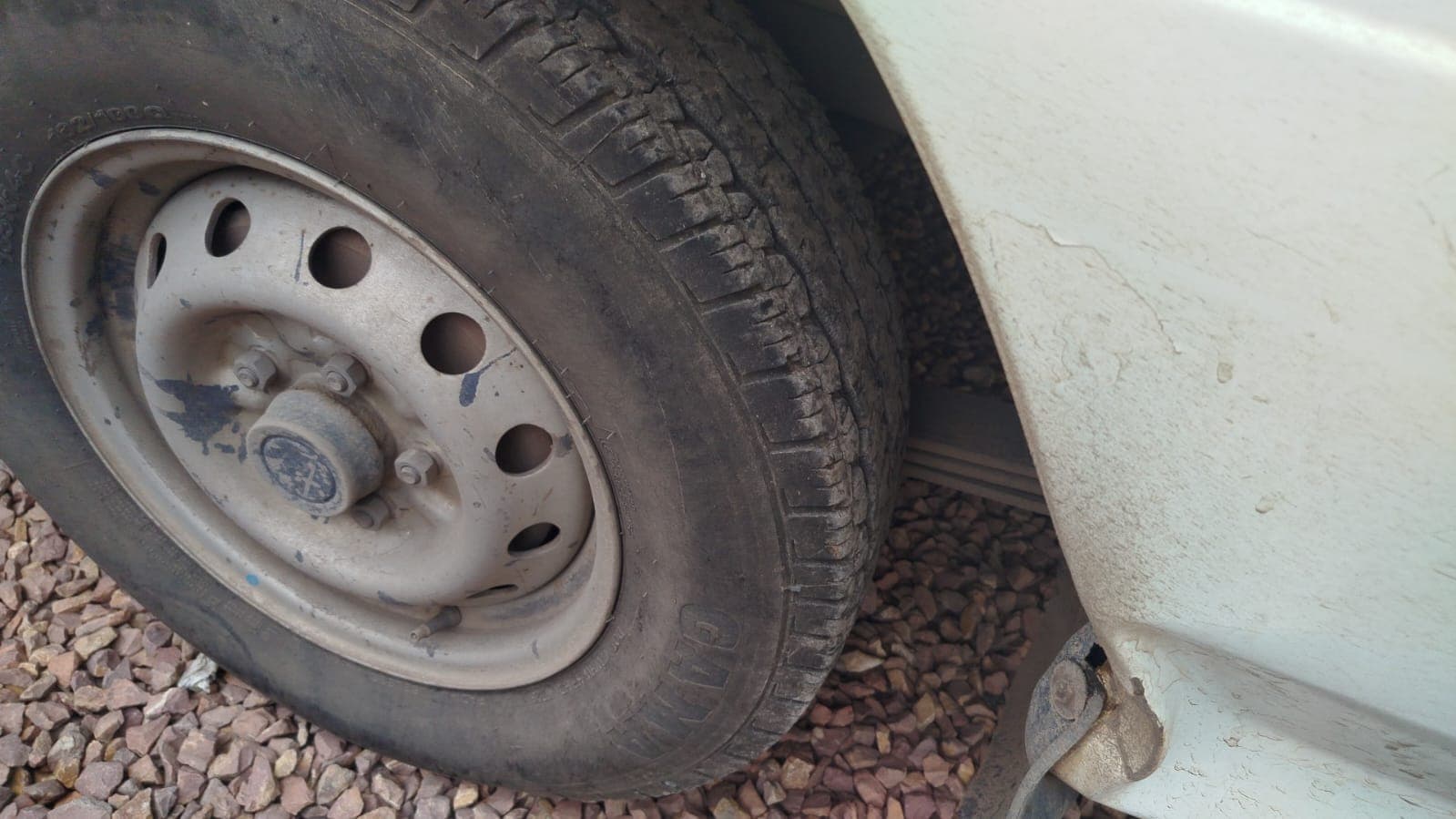 Mini bus Mitsubishi L200 — imagem 10