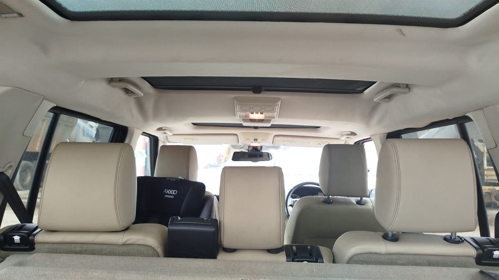 Land Rover Discovery — image 4