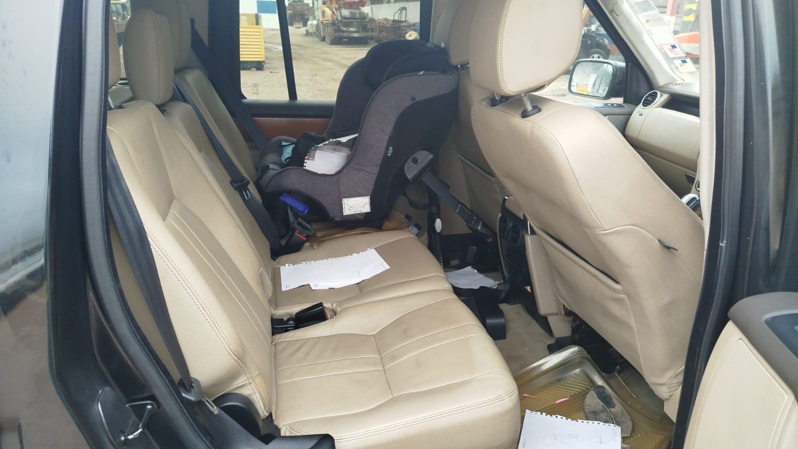 Land Rover Discovery — image 6