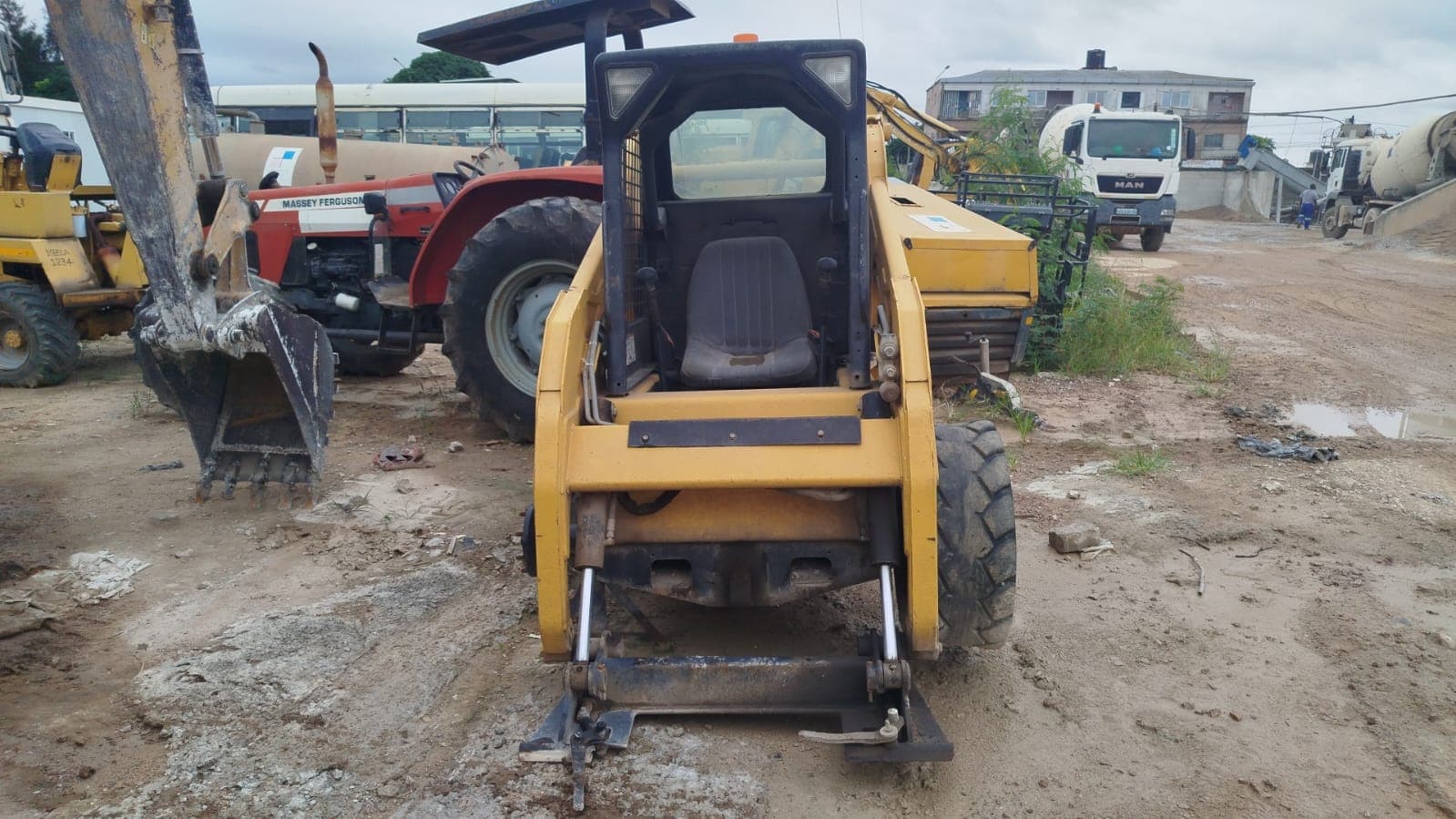 Bobcat S205 — image 6