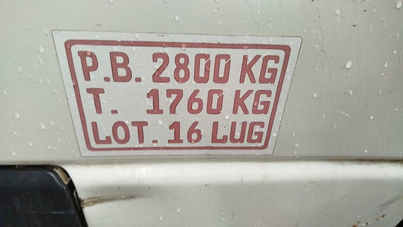 toyota Hiace — image 11