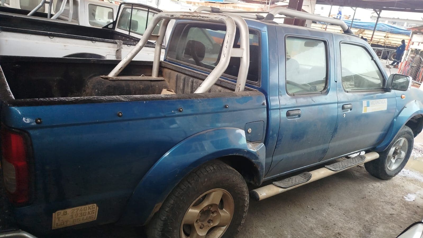 Nissan Hardbody — image 13