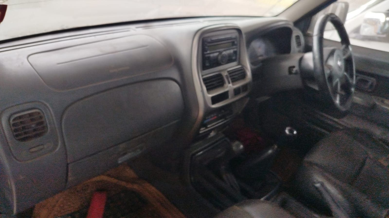 Nissan Hardbody — image 5