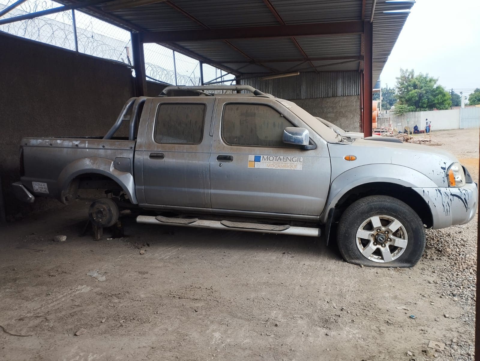 Nissan Hardbody — imagem 9