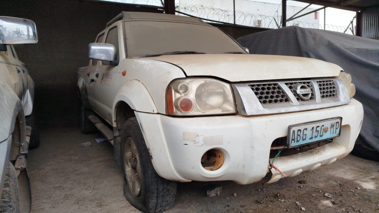 Nissan Hardbody — image 2
