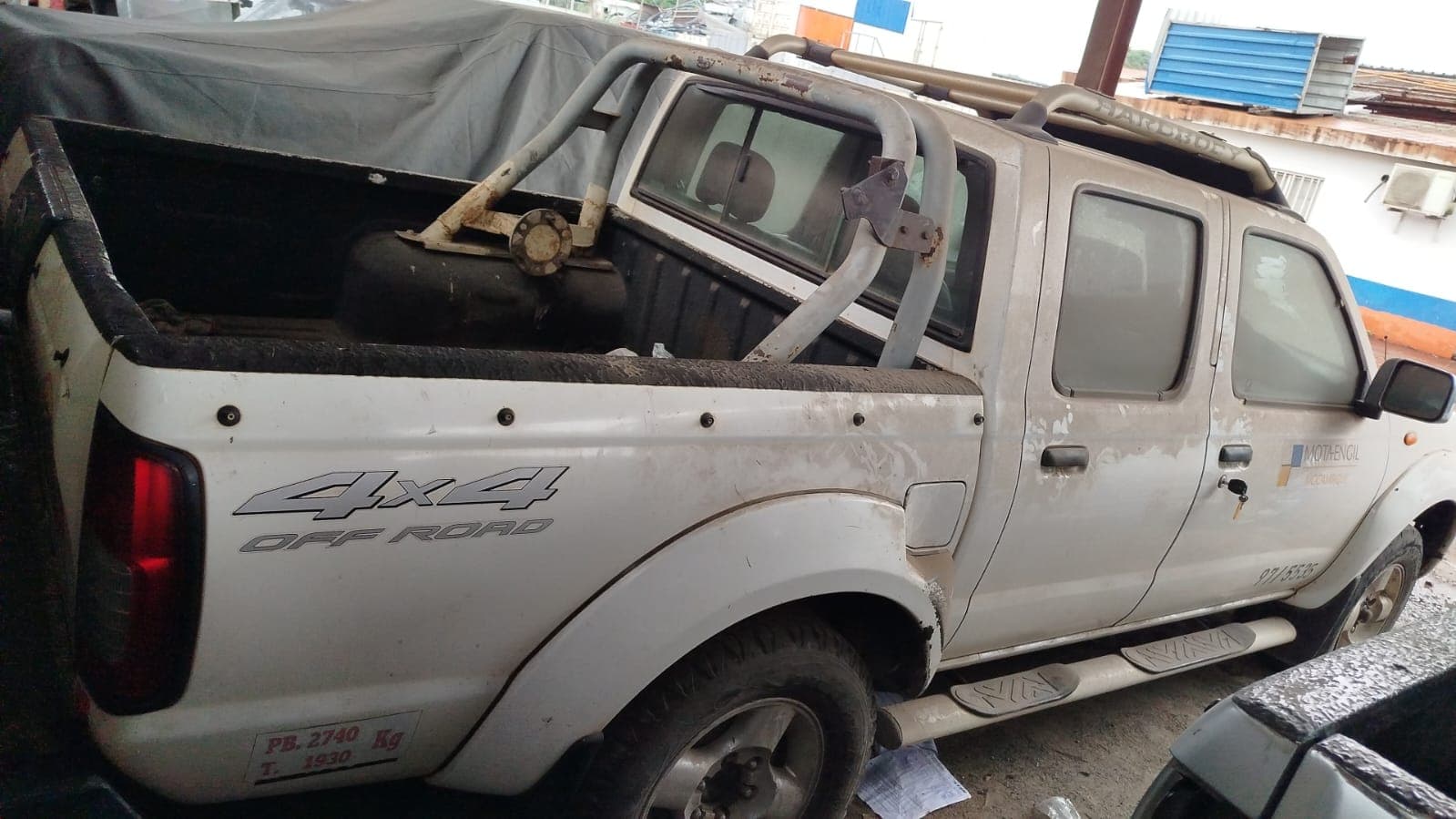 Nissan Hardbody — image 15