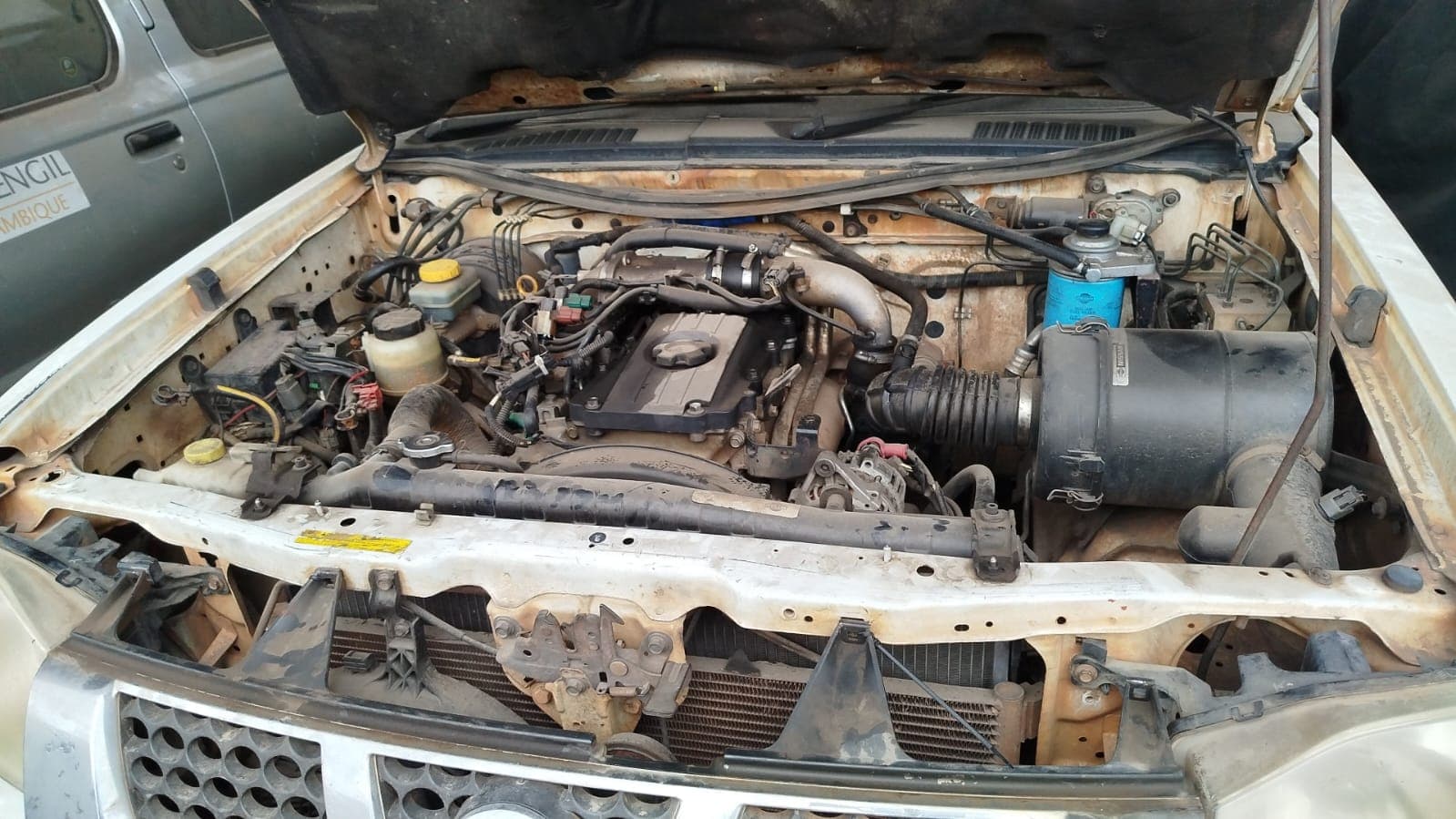 Nissan Hardbody — image 4