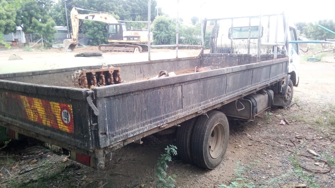 Hino Dutro — imagem 9