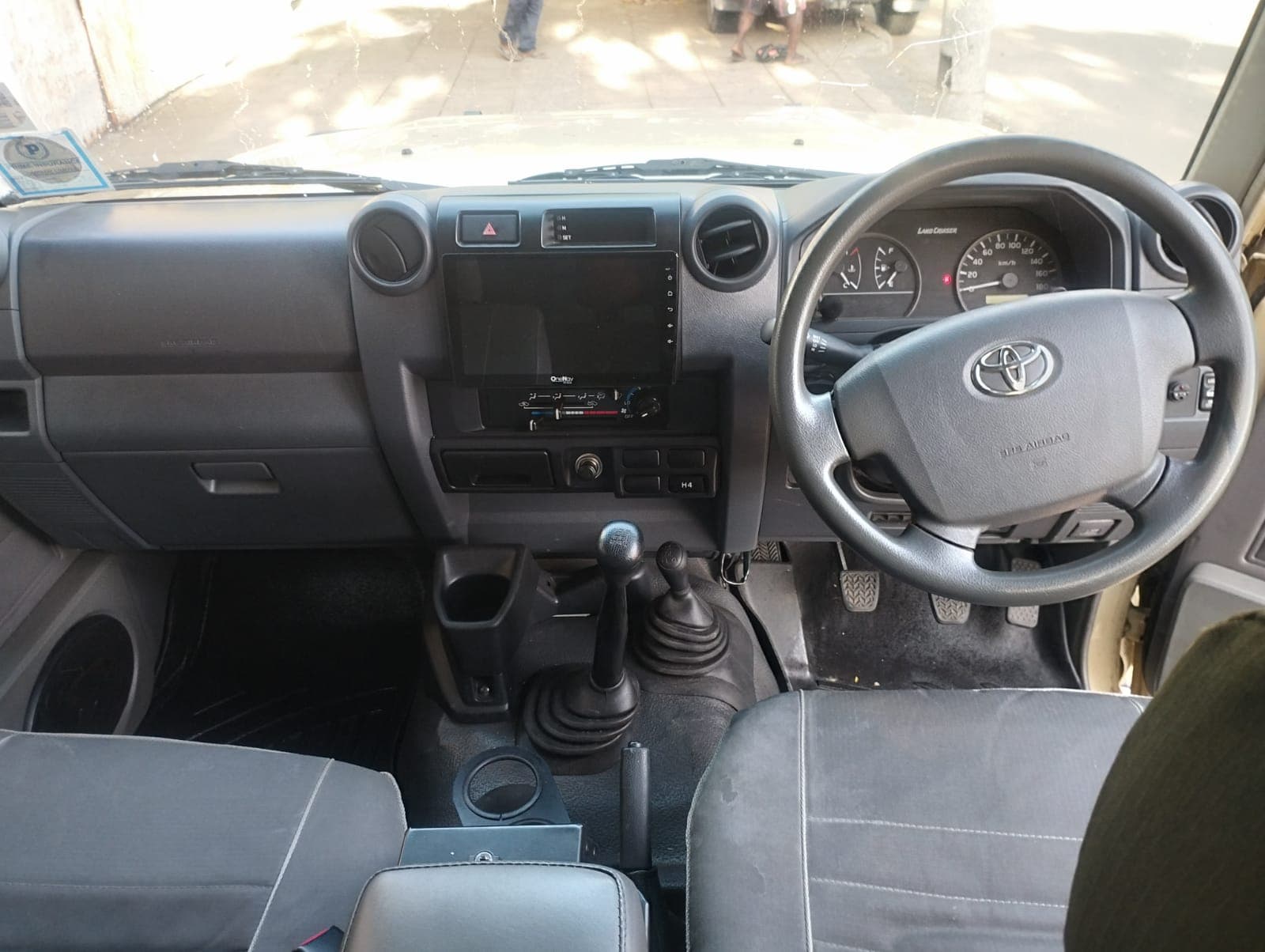 Toyota/Land Cruiser 2,60m — image 13