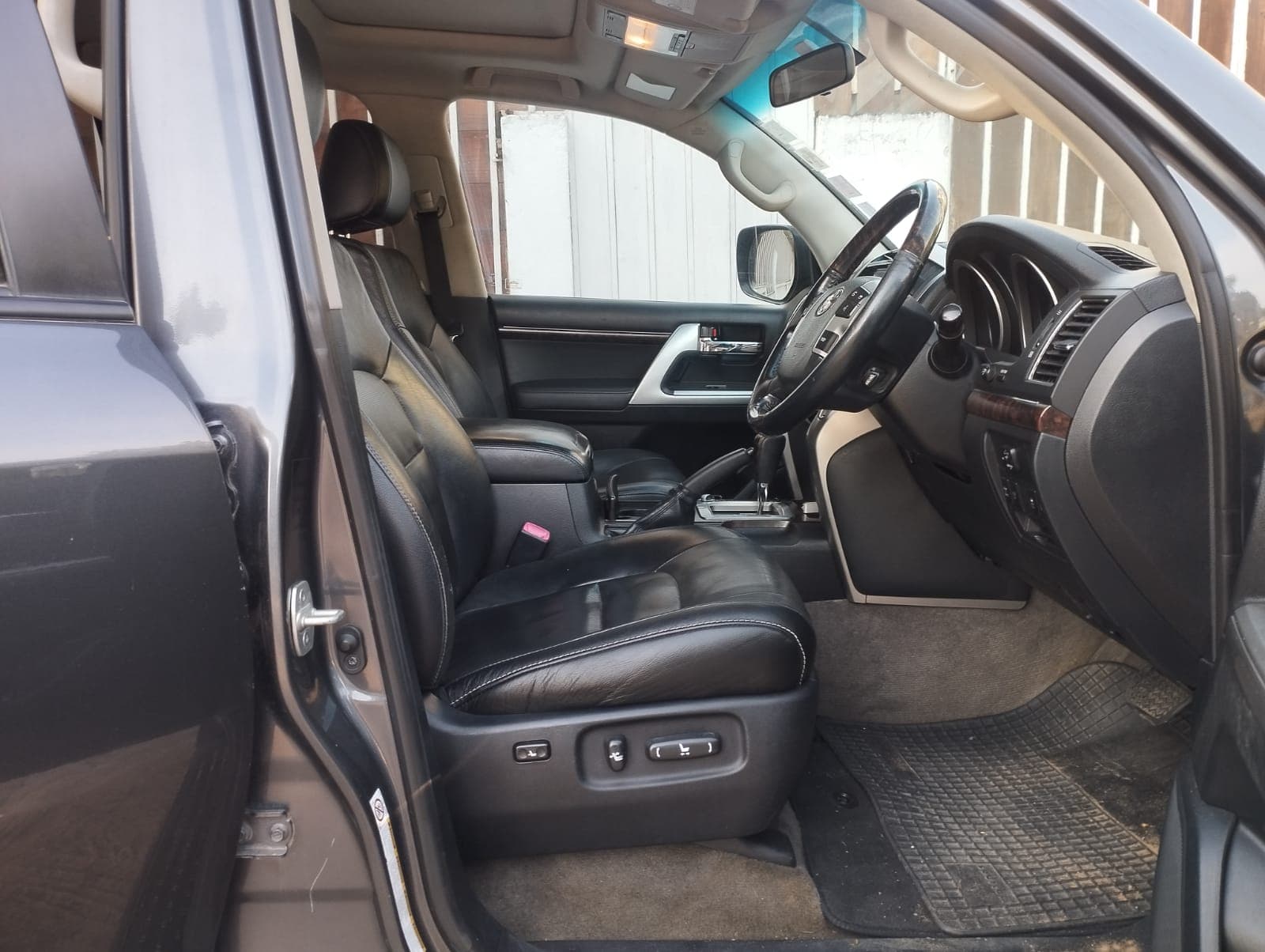 Toyota/Land Cruiser VX - V8 — imagen 12