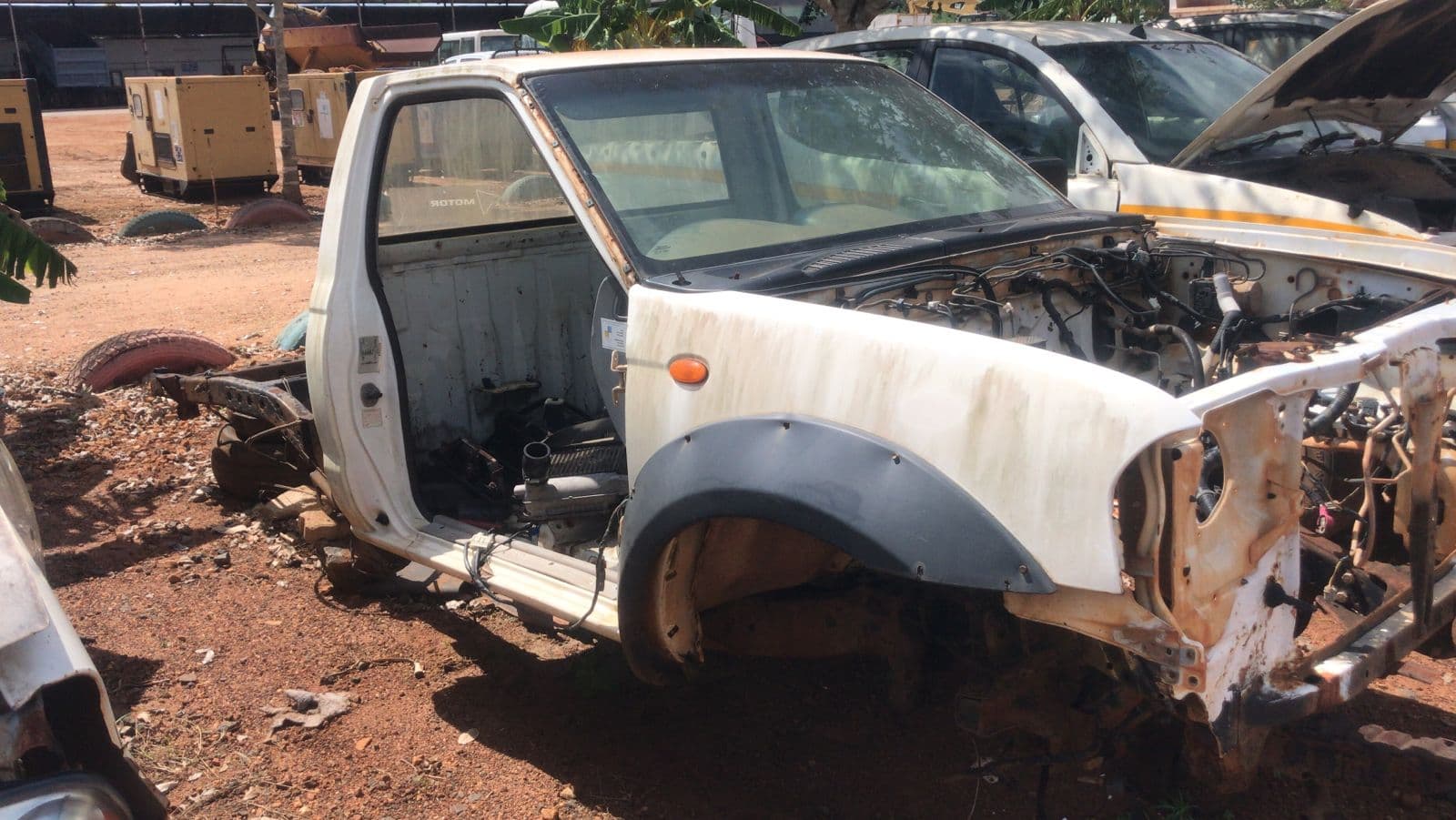 Nissan Hardbody — image 2