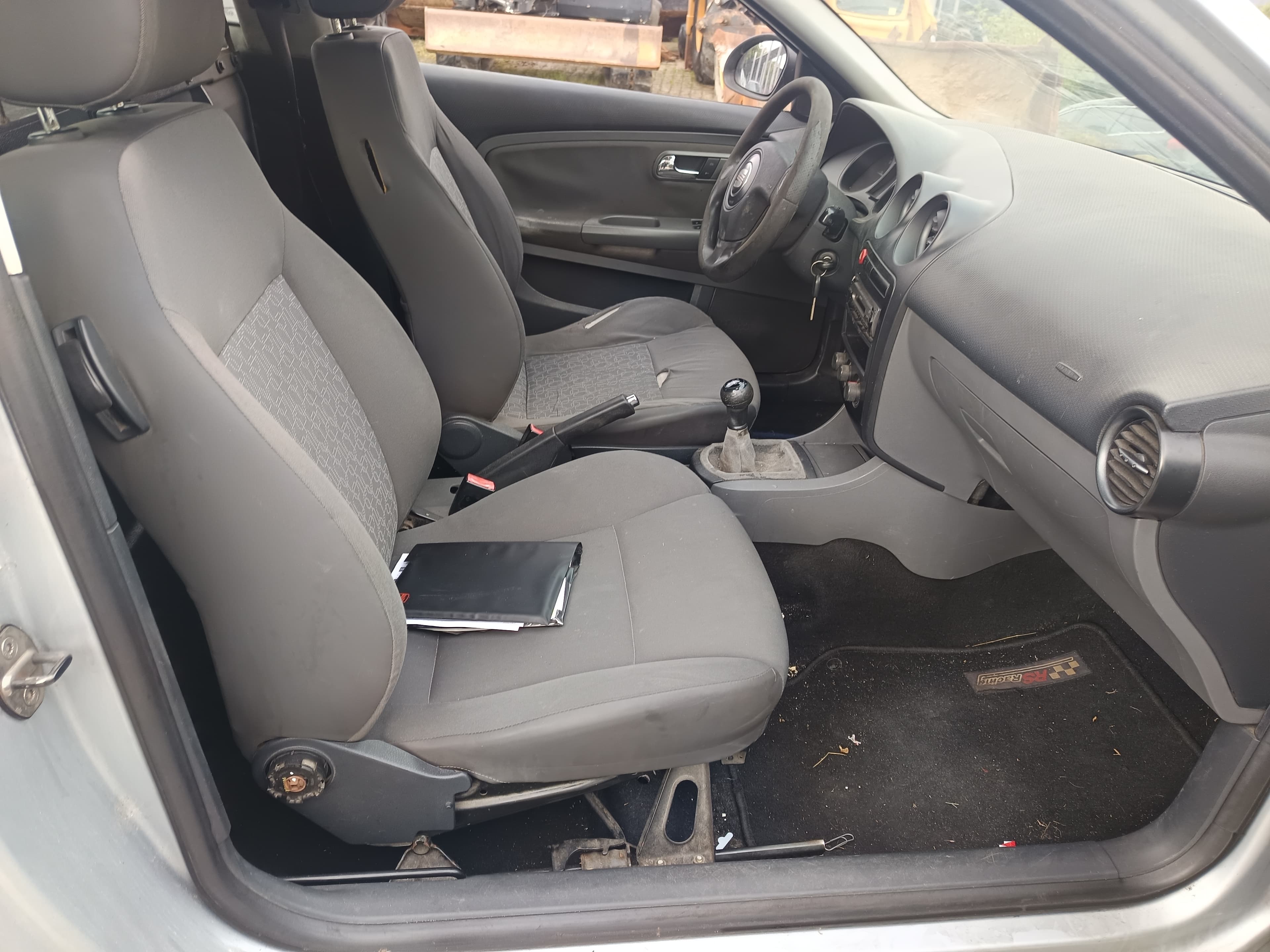Seat Ibiza · Ano 2006 — imagem 25
