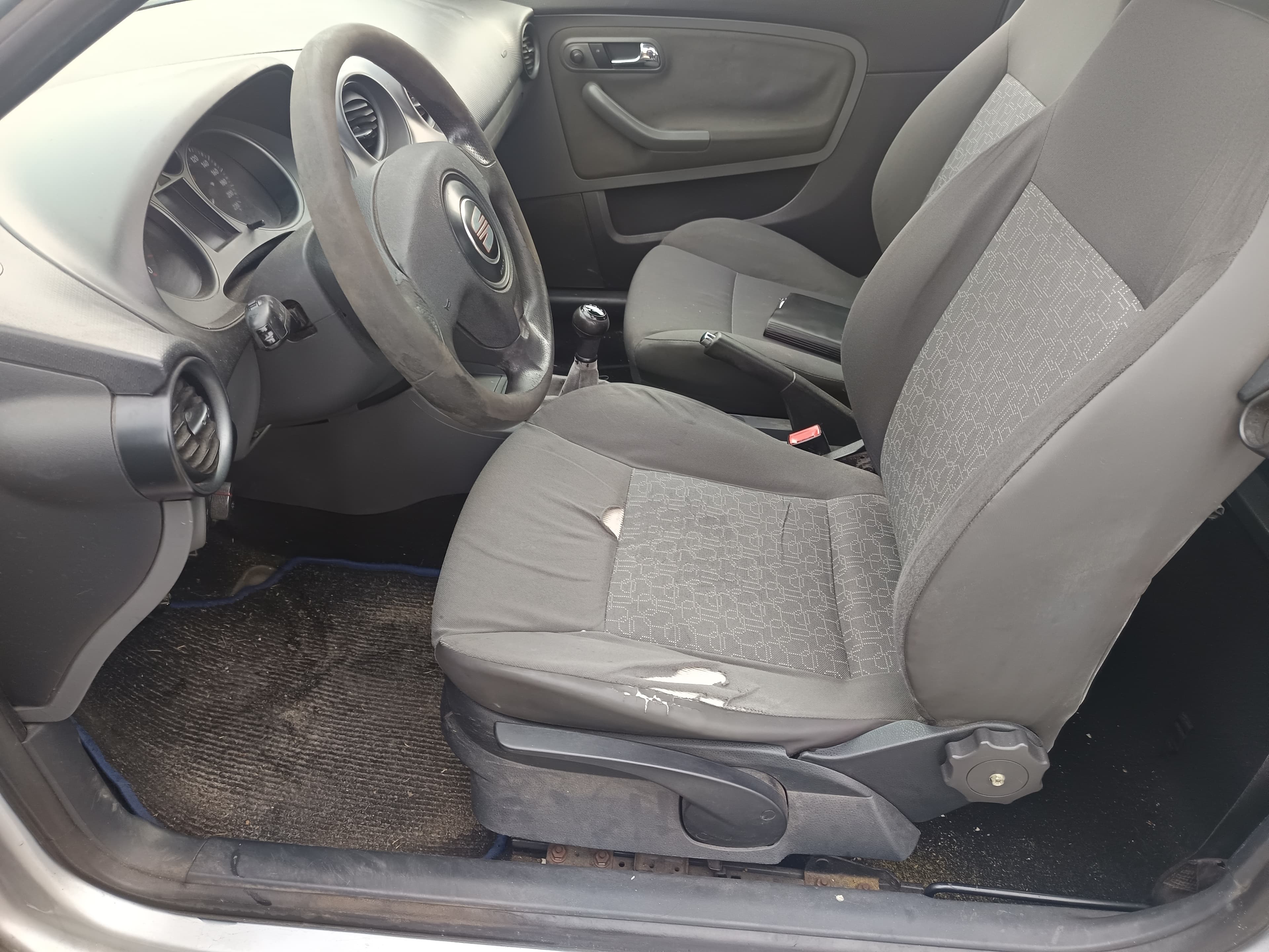 Seat Ibiza · Ano 2006 — imagem 28