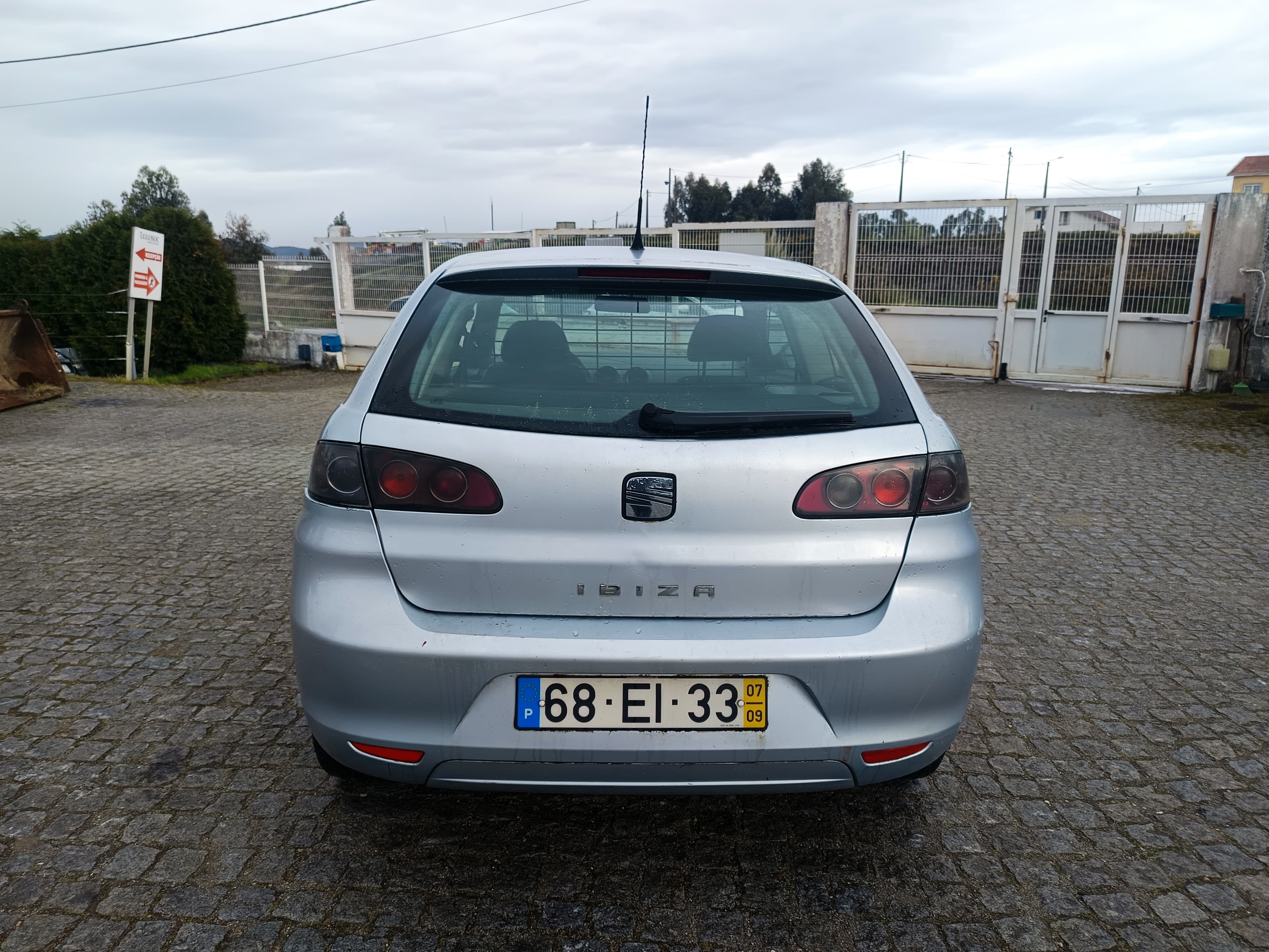 Seat Ibiza · Ano 2007 — imagem 5