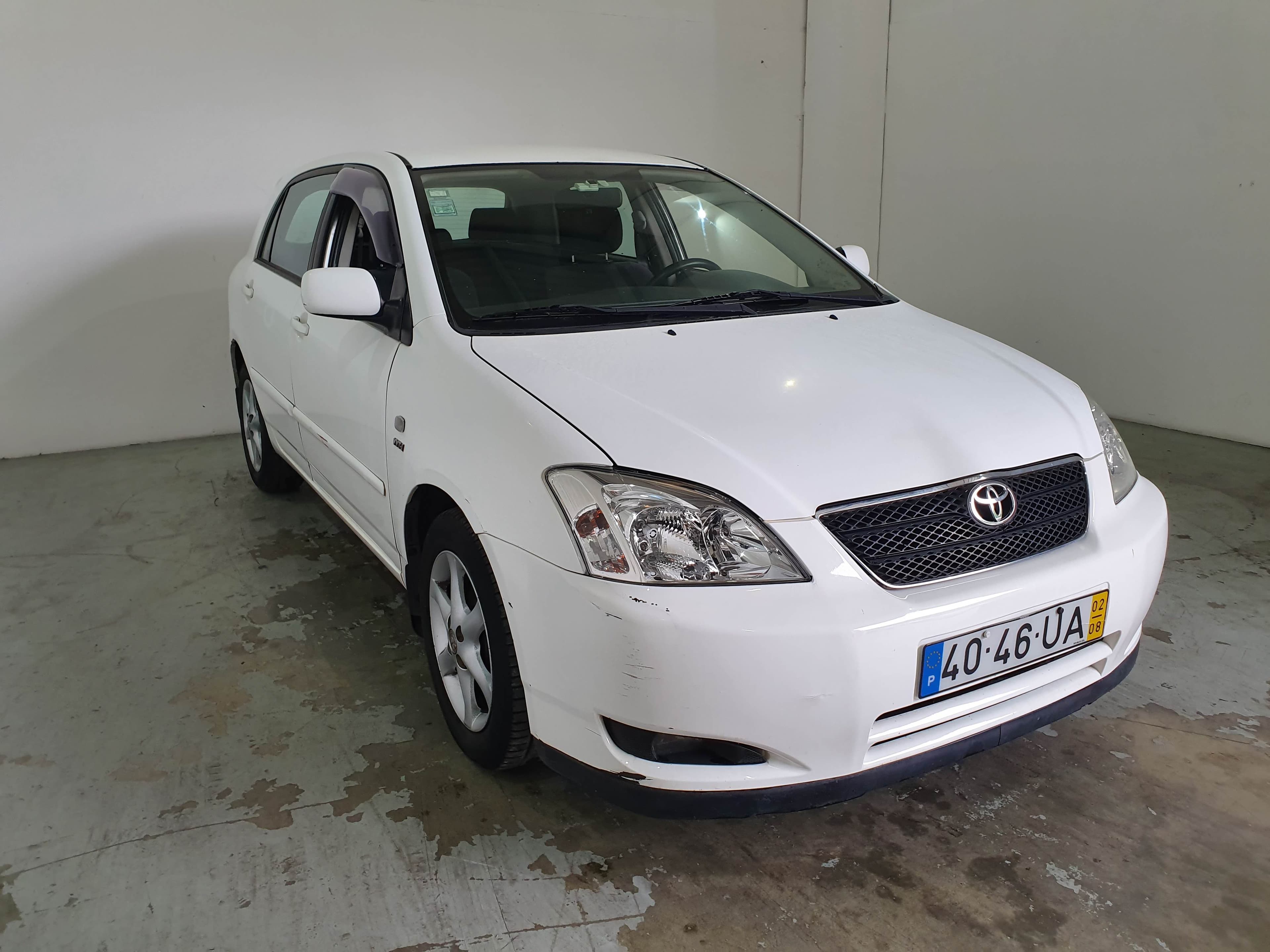 Toyota Corolla VVT-i · Ano 2002 — image 3