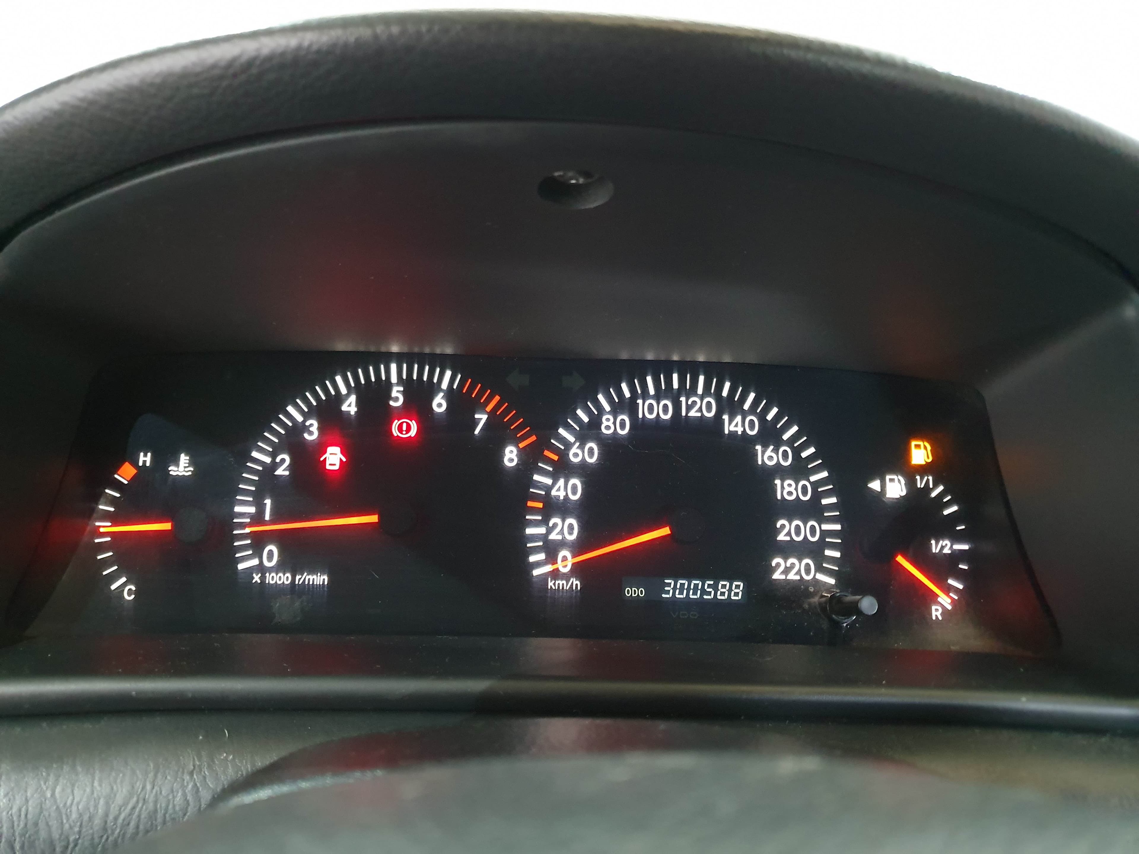 Toyota Corolla VVT-i · Ano 2002 — image 44
