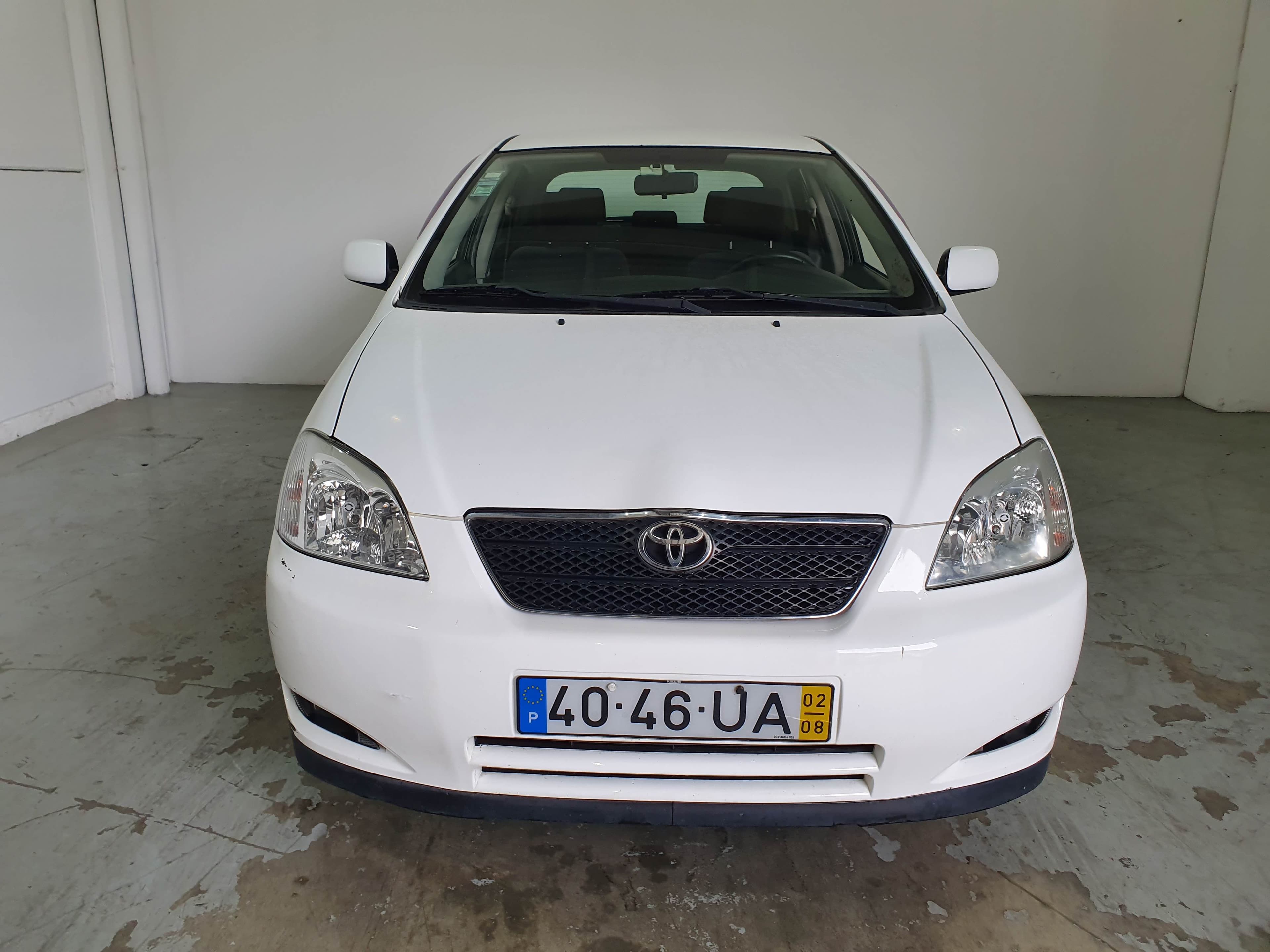 Toyota Corolla VVT-i · Ano 2002 — image 2