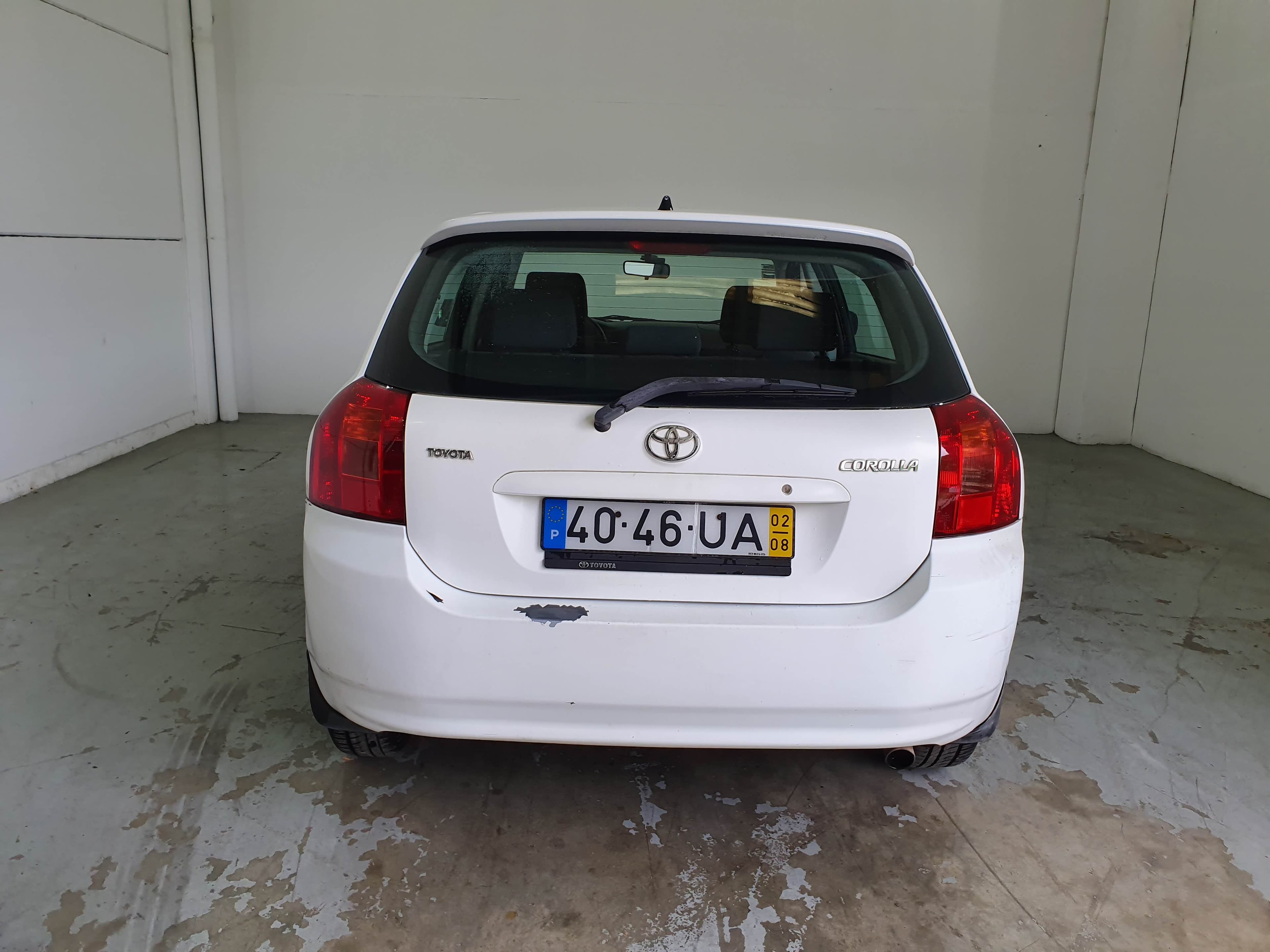 Toyota Corolla VVT-i · Ano 2002 — image 5