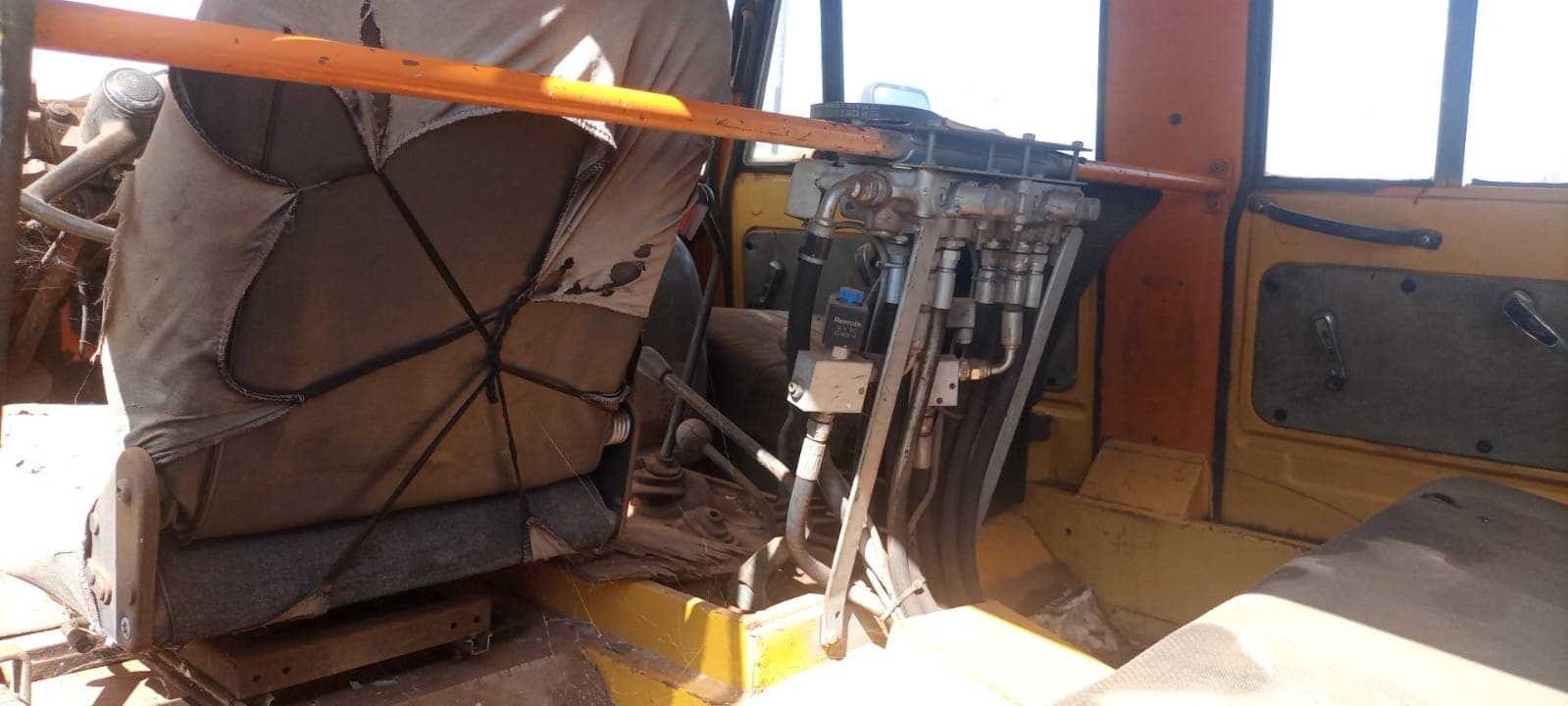 Camião Mercedes Benz Unimog — image 6